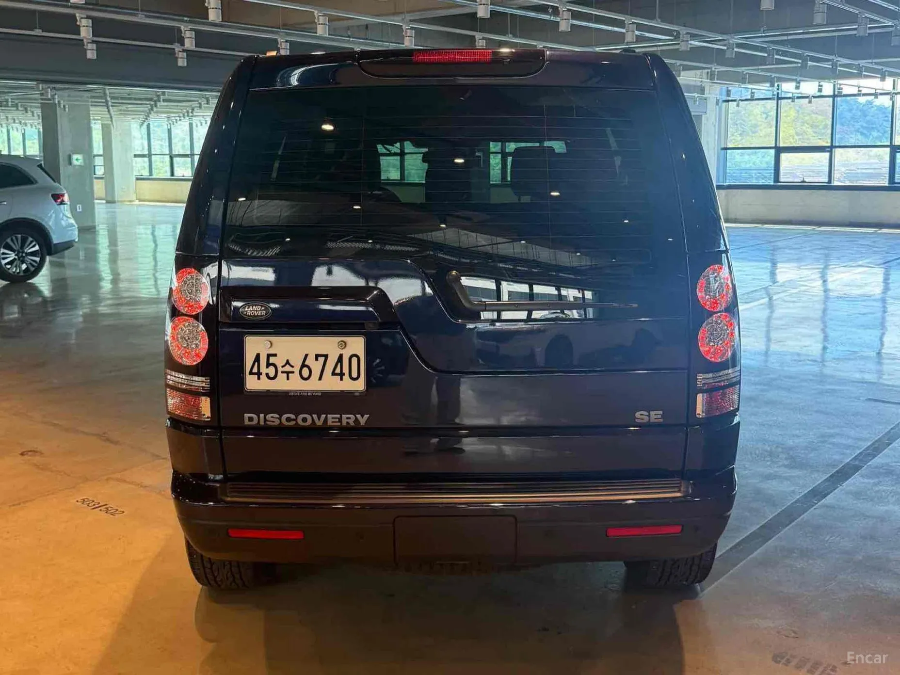 Land Rover Discovery 4 превью 3