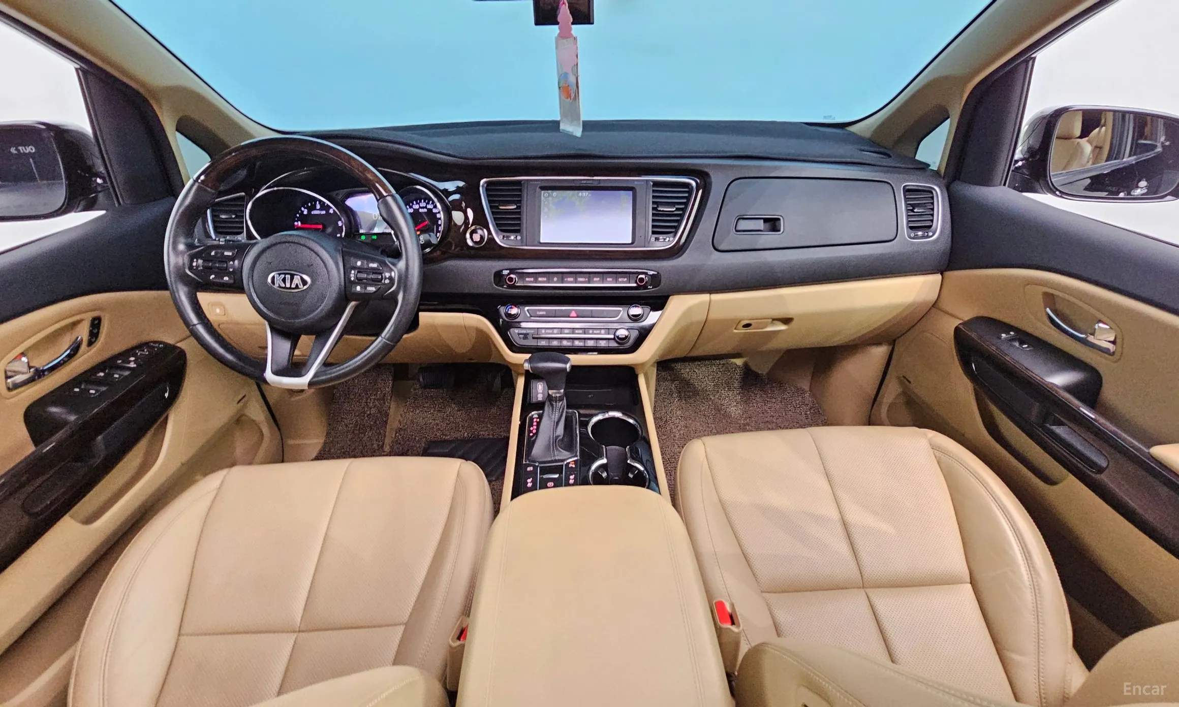 Kia Carnival превью 4