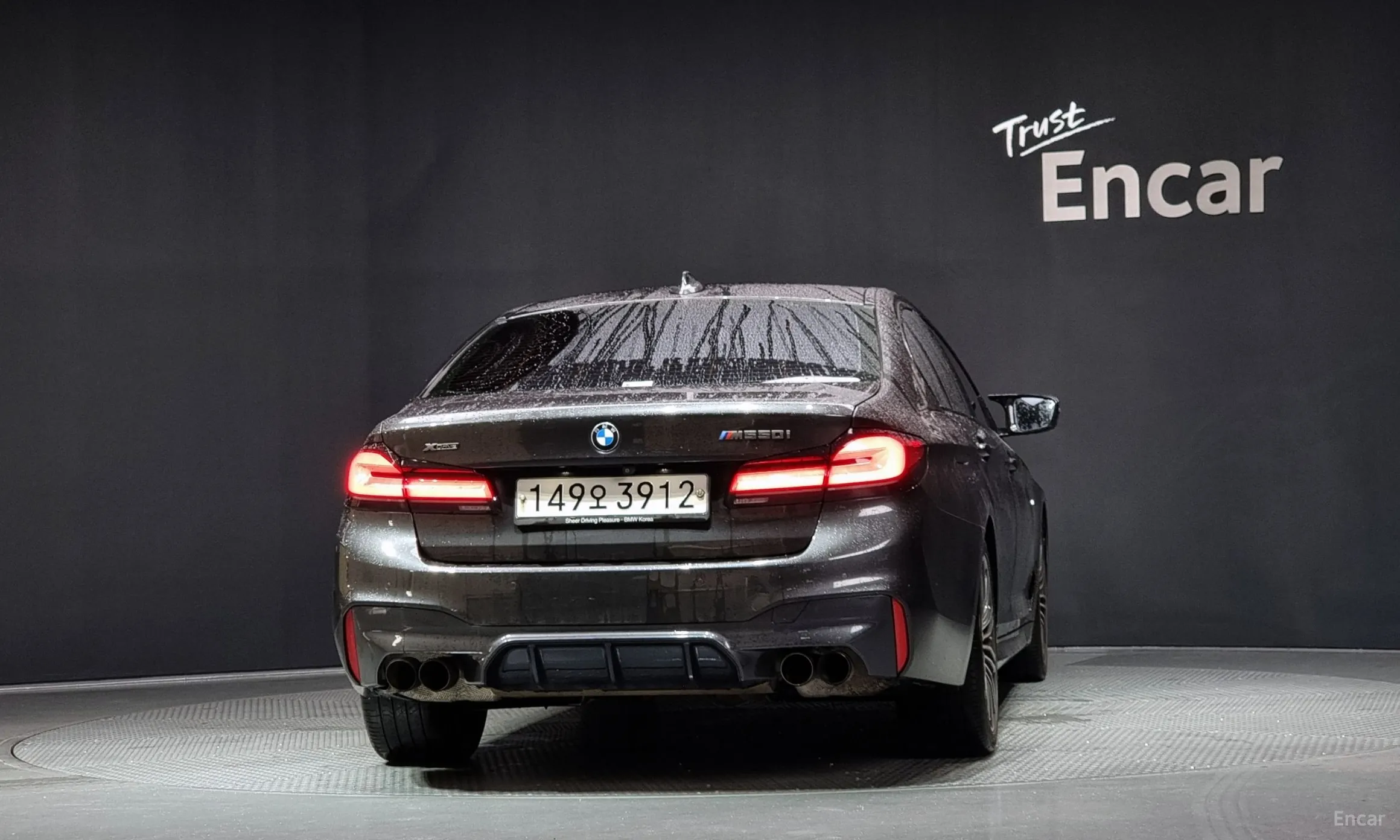 BMW 5 Series (G30) превью 3