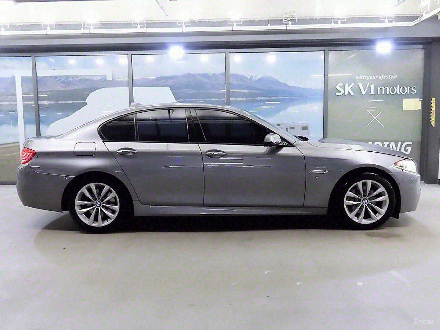 BMW 5 Series (F10) превью 2