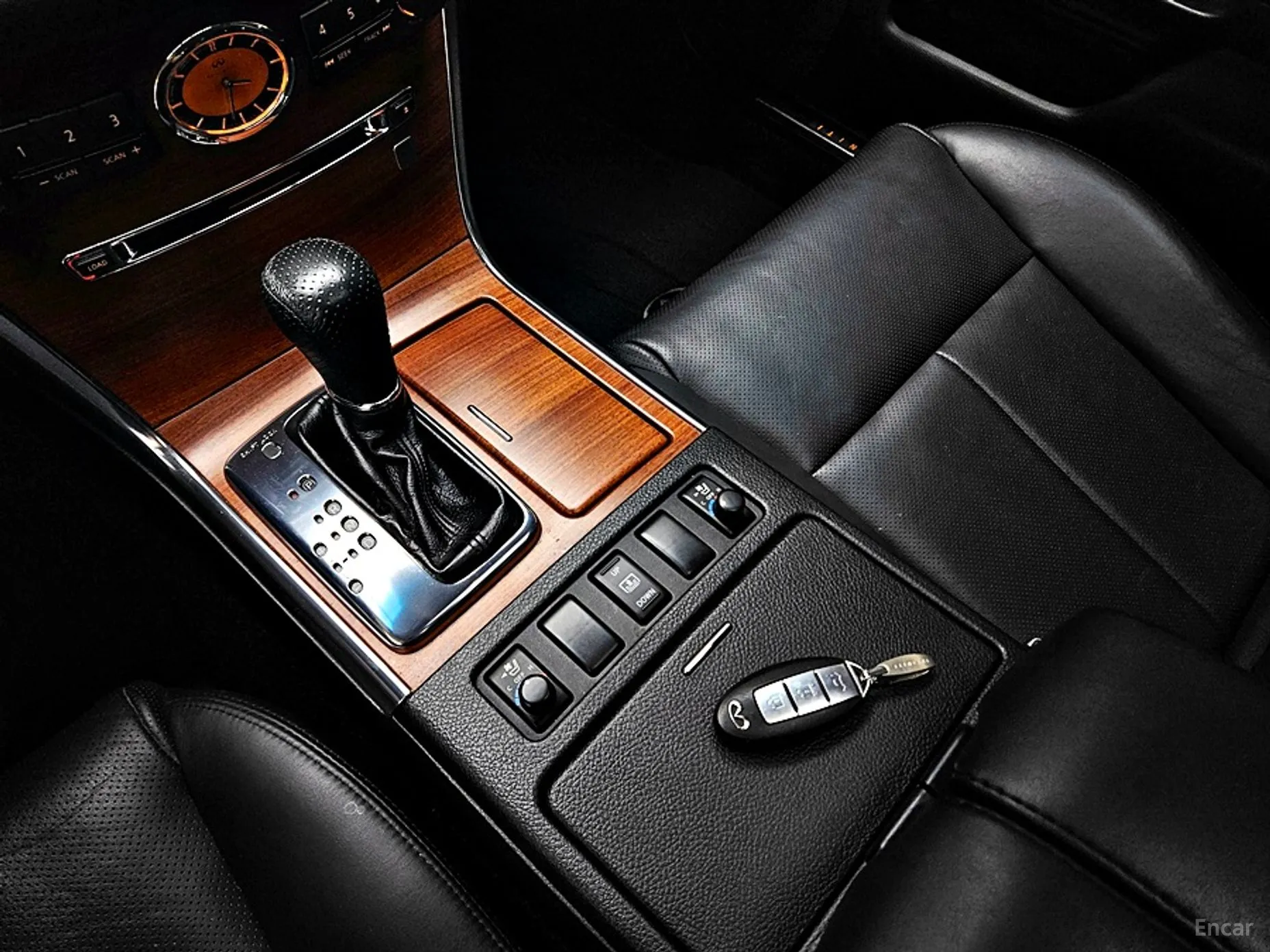 Infiniti M35 превью 13