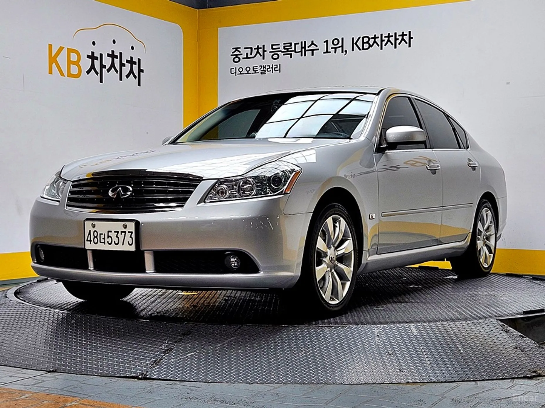 Infiniti M35 превью 4