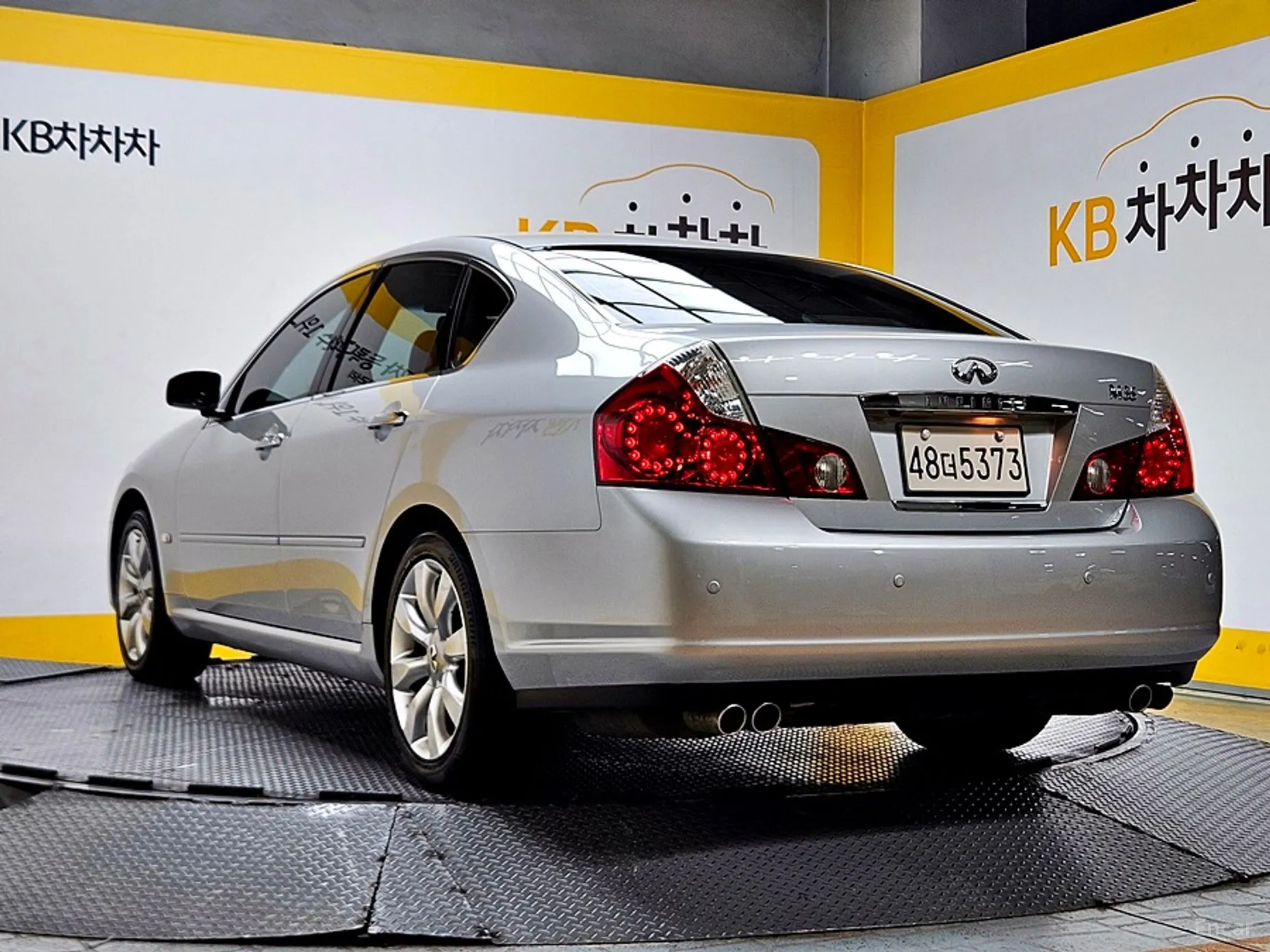 Infiniti M35 превью 6