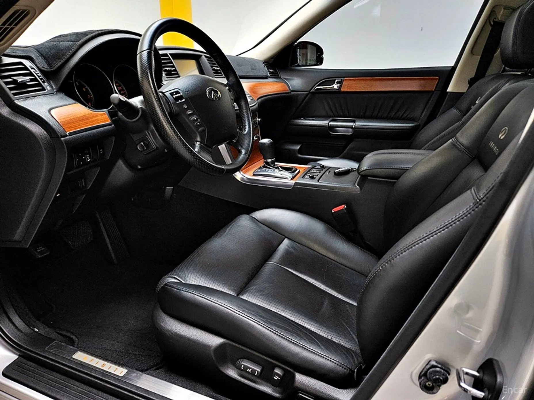 Infiniti M35 превью 9
