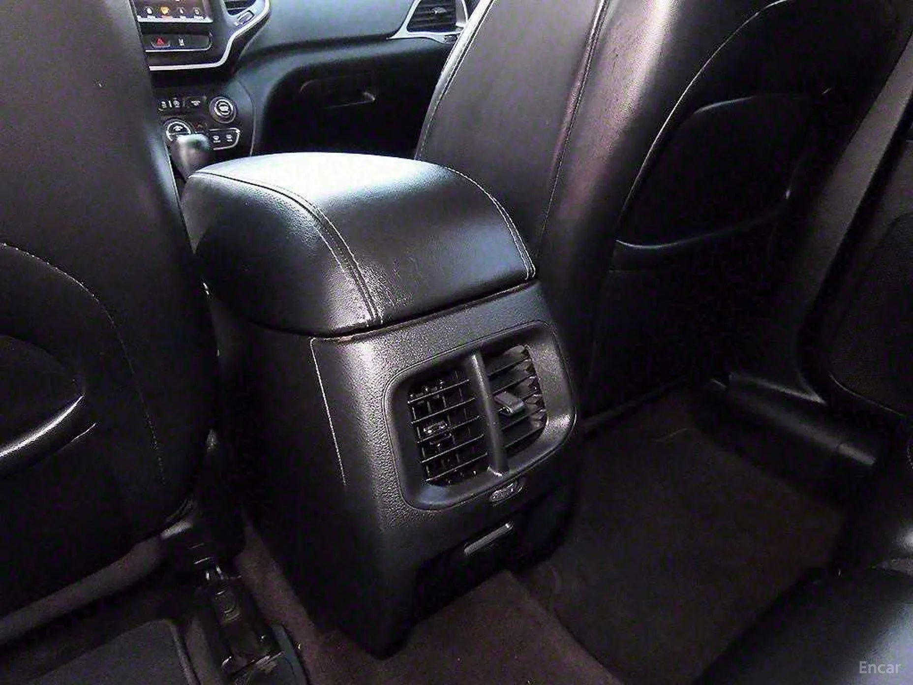 Jeep Cherokee (KL) превью 14