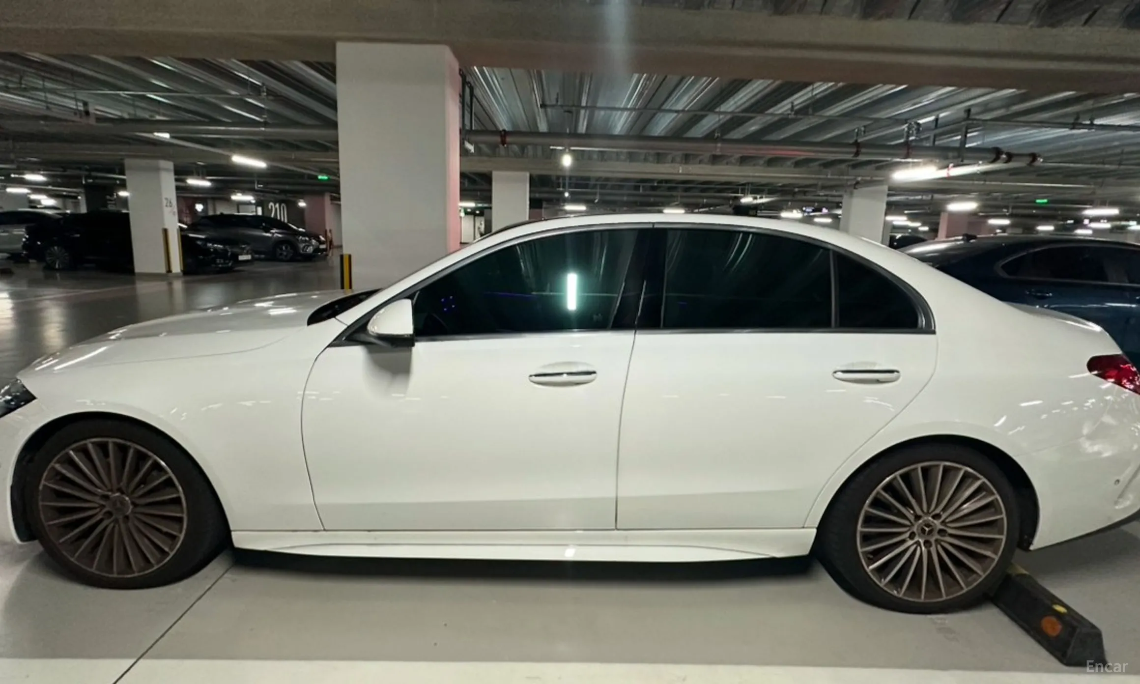 Mercedes Benz C-Class W206