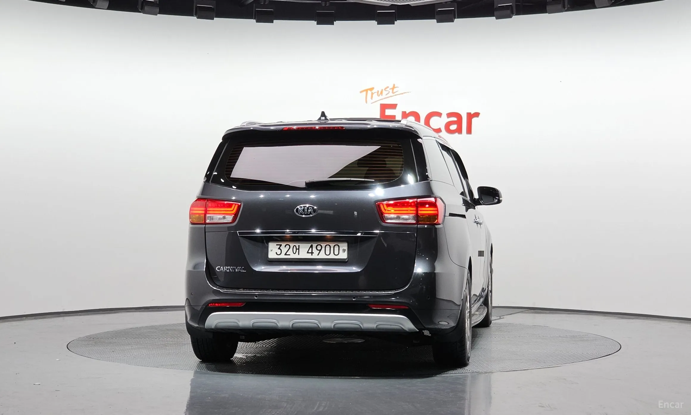 Kia Carnival превью 3