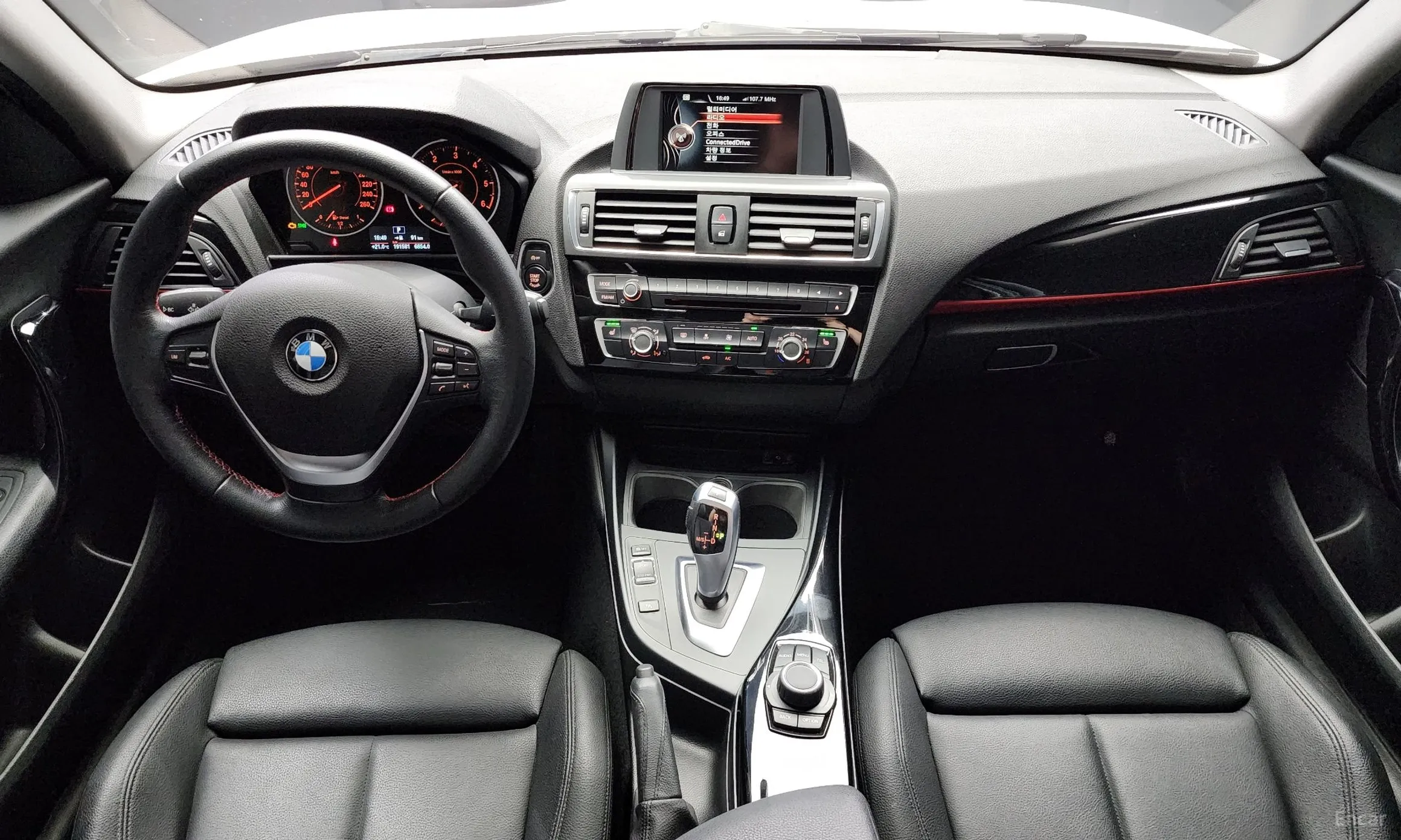 BMW 1 Series (F20) превью 4