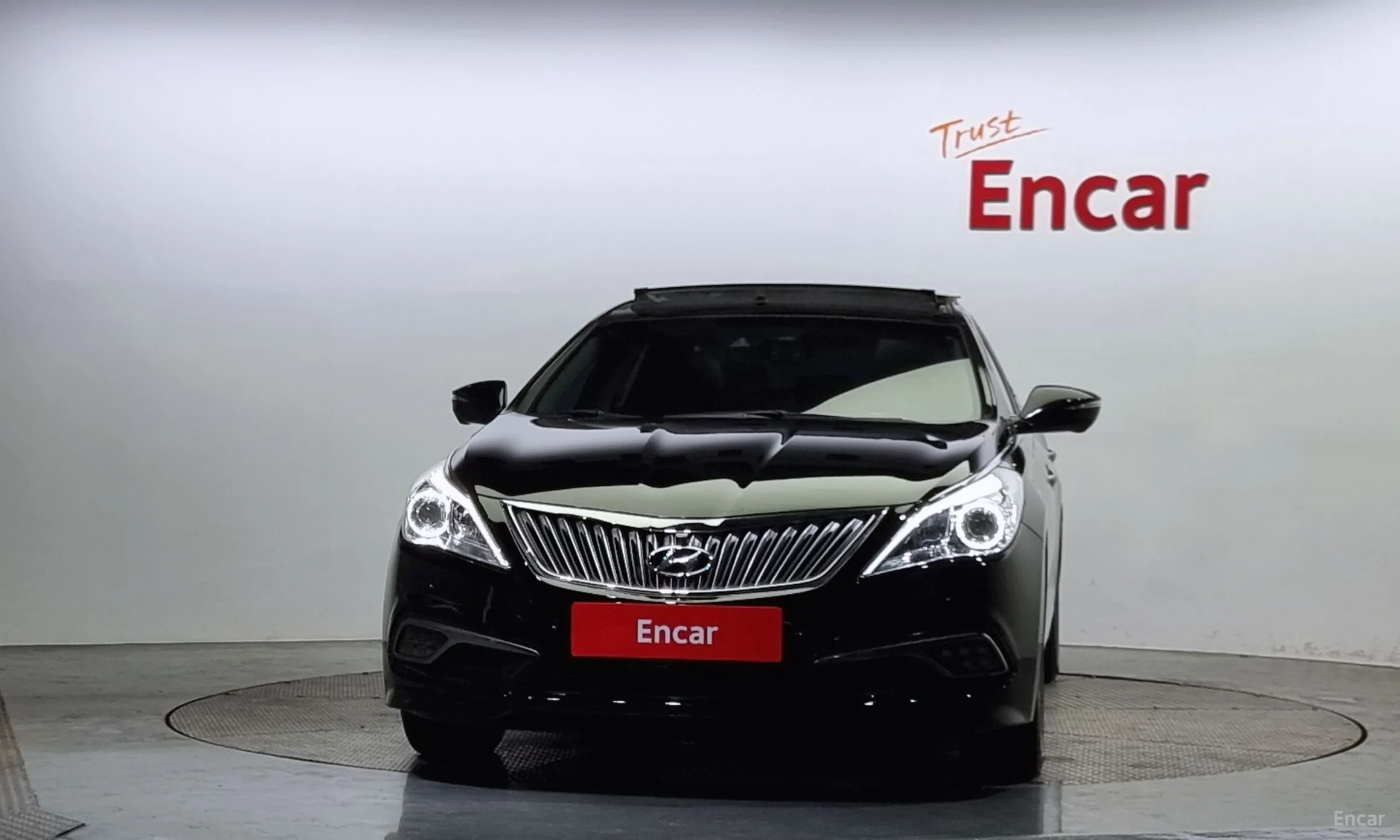 Hyundai Grandeur HG Hybrid превью 2