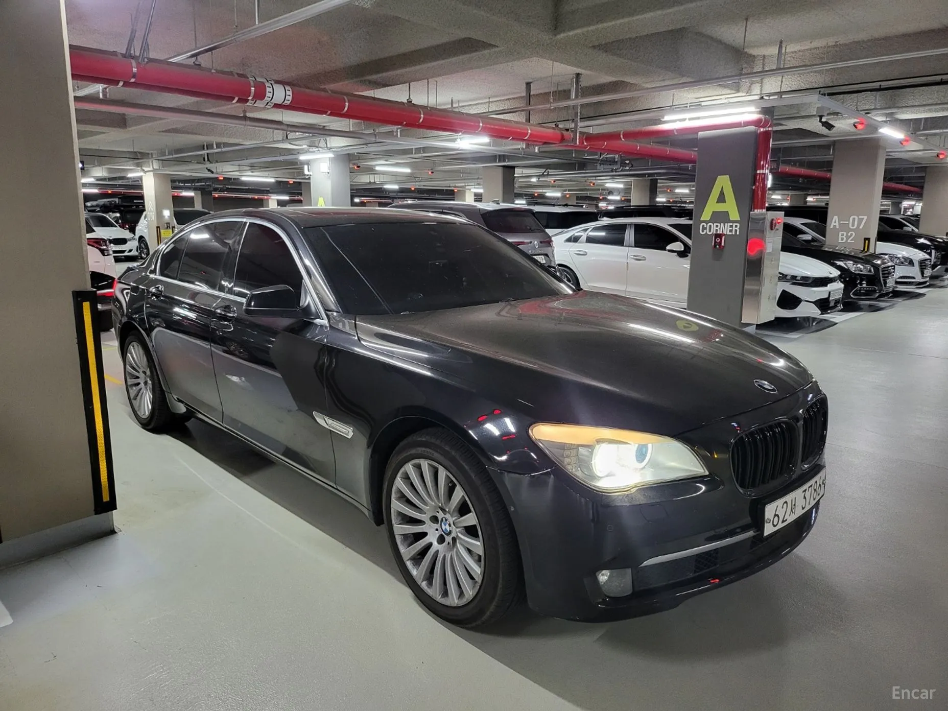 BMW 7 Series (F01)