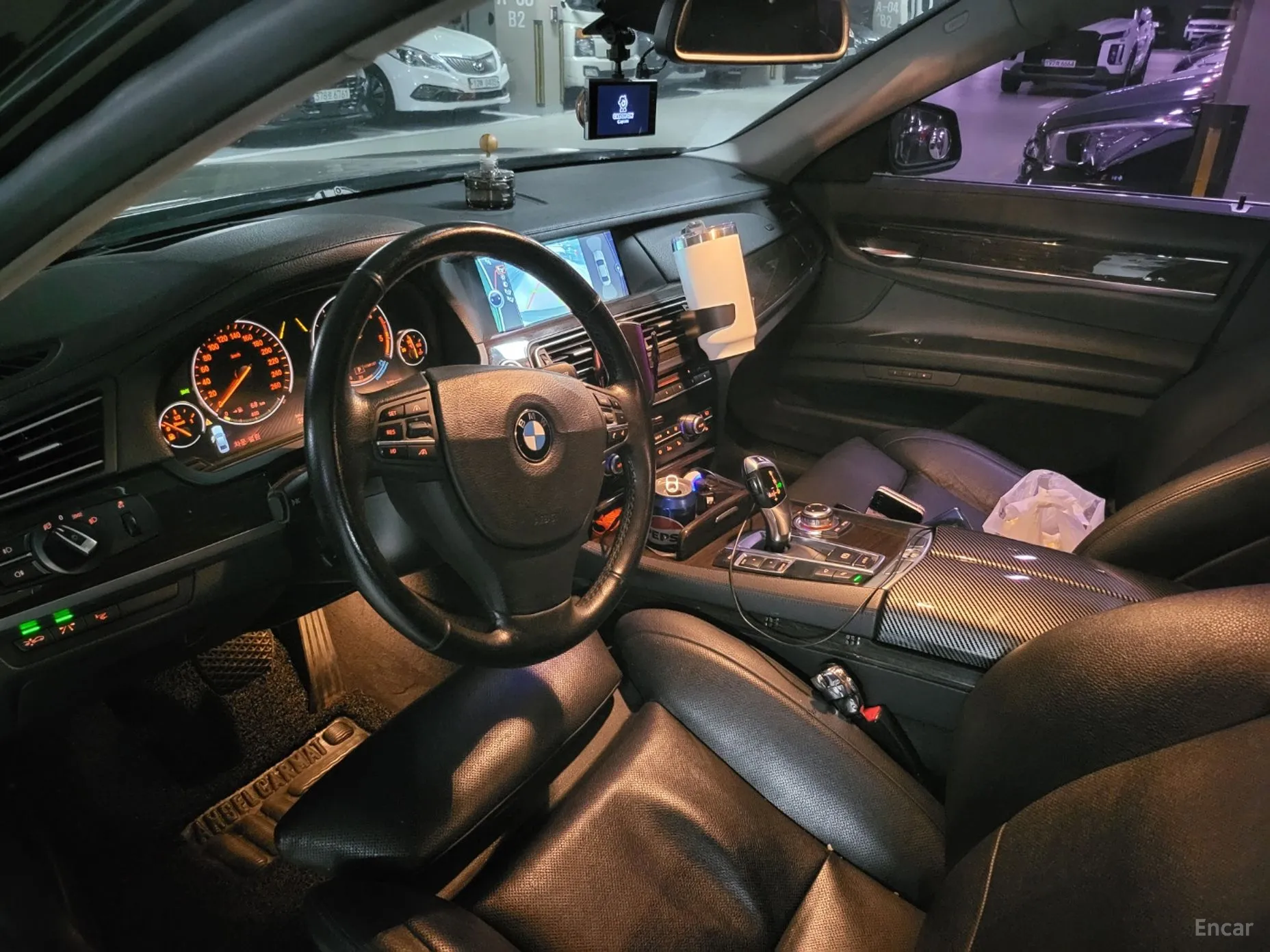BMW 7 Series (F01) превью 4