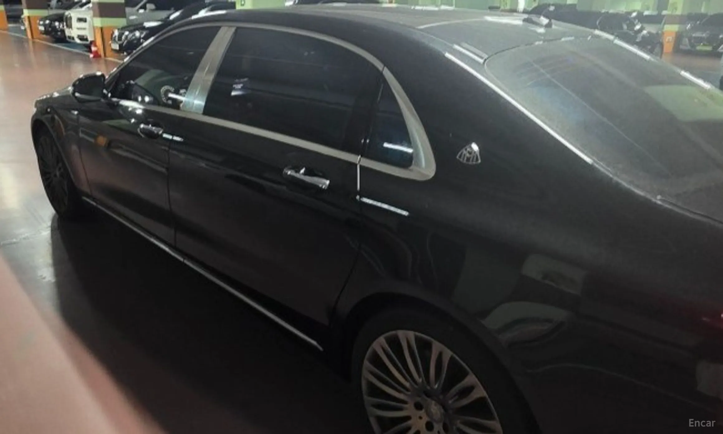 Mercedes Benz S-Class W222