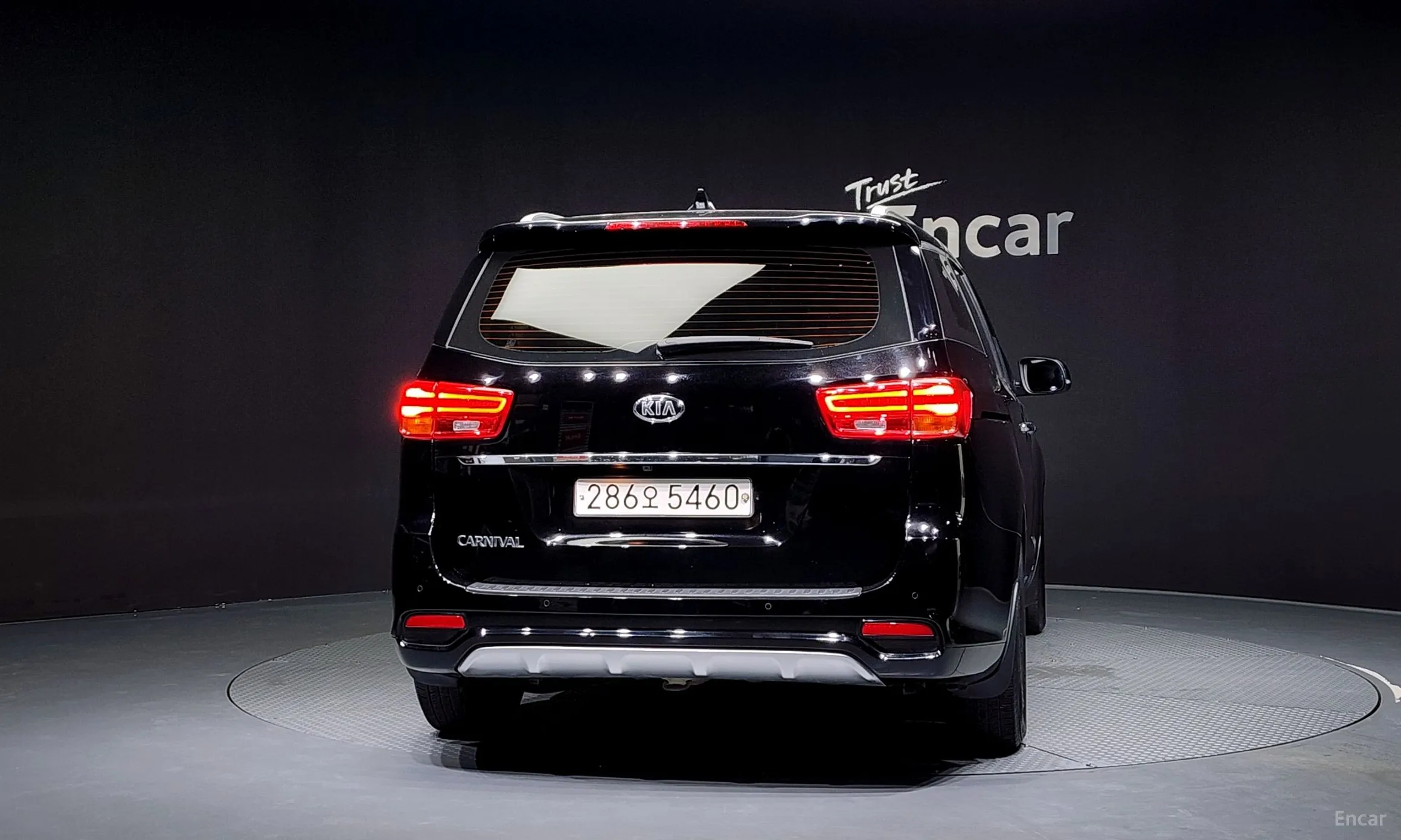 Kia Carnival превью 3