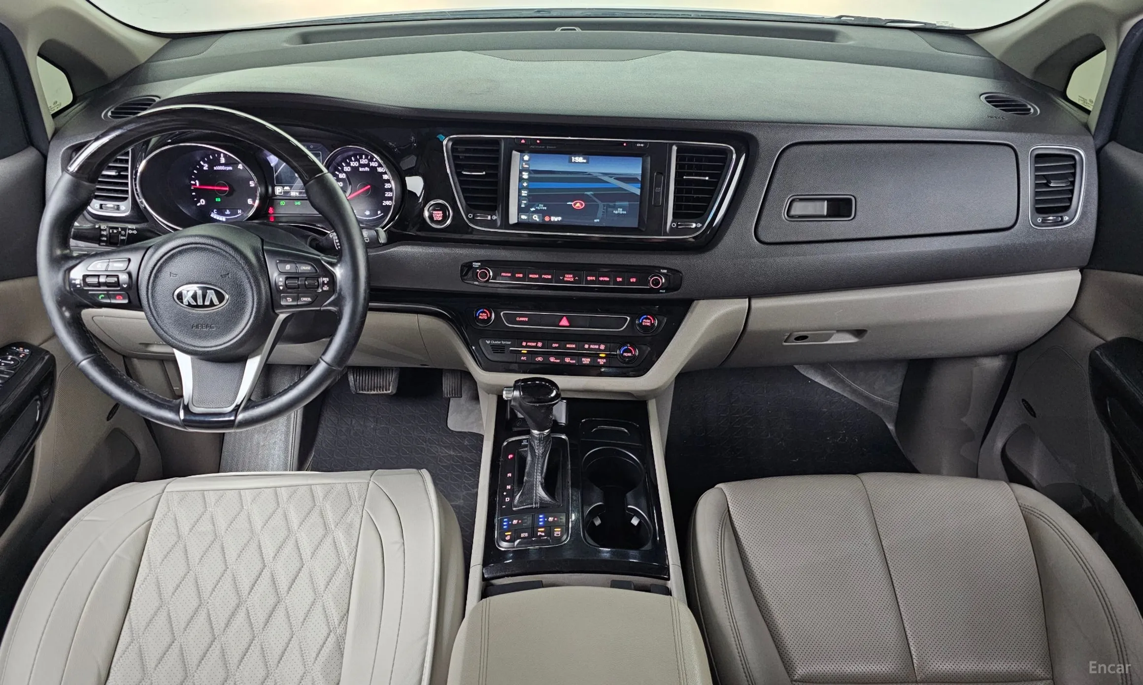 Kia Carnival превью 4
