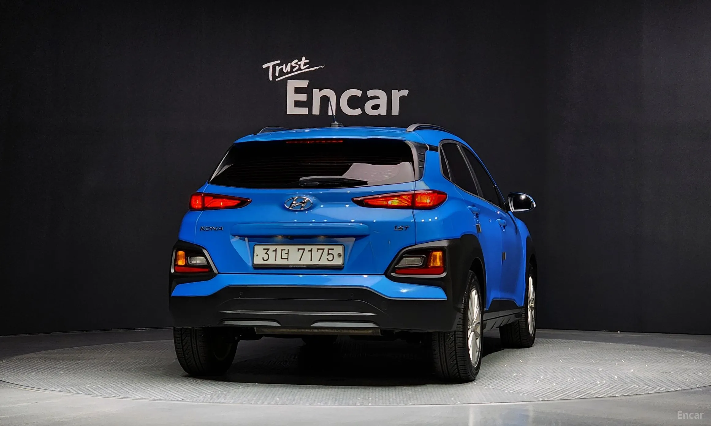 Hyundai Kona превью 3
