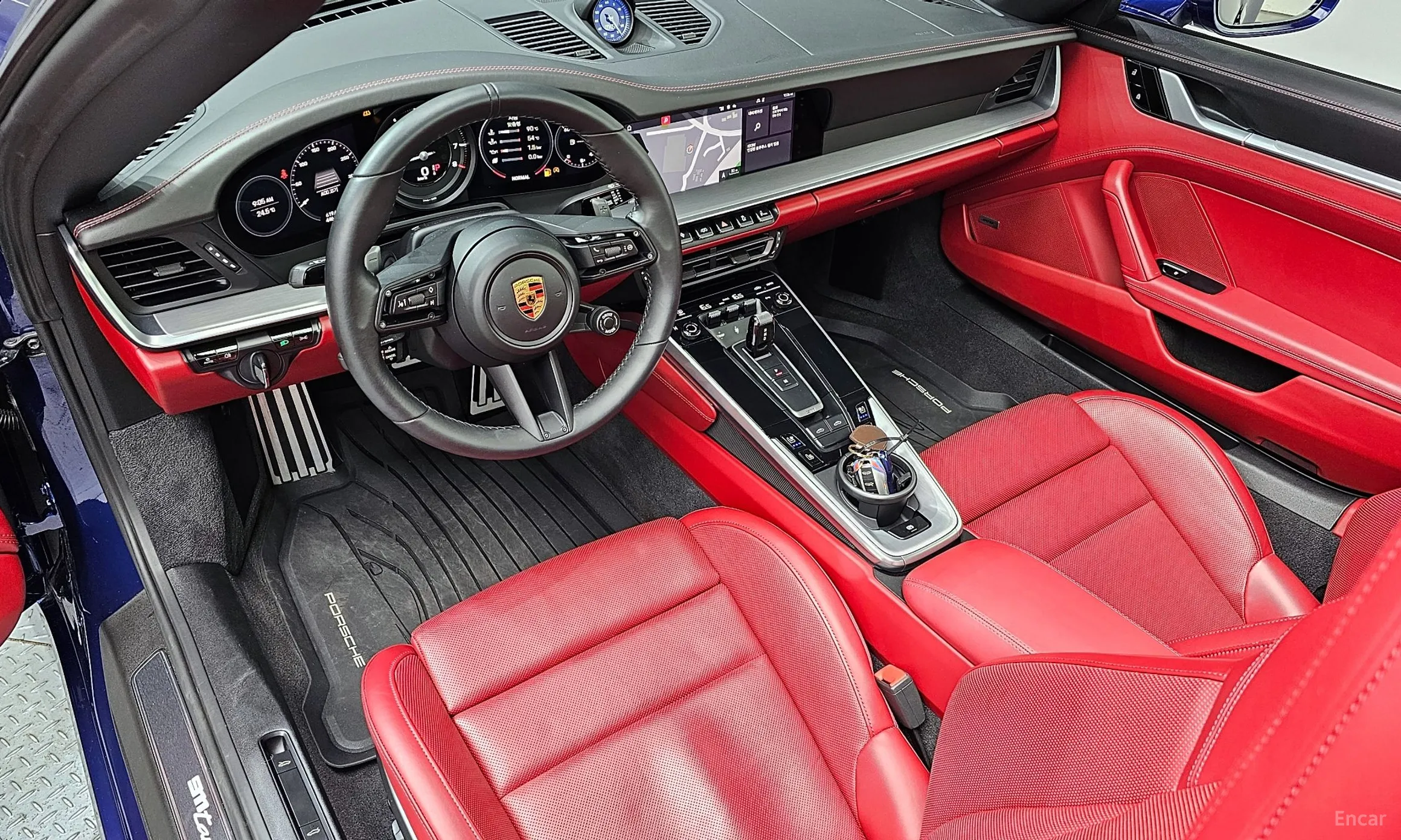 Porsche 911 (992) превью 4