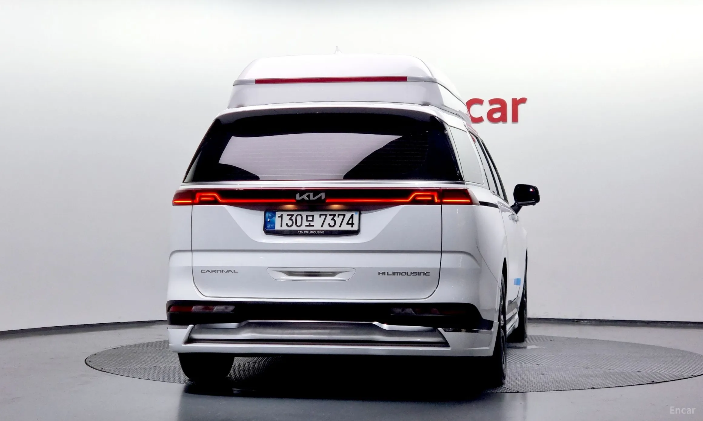 Kia Carnival Gen 4 превью 3