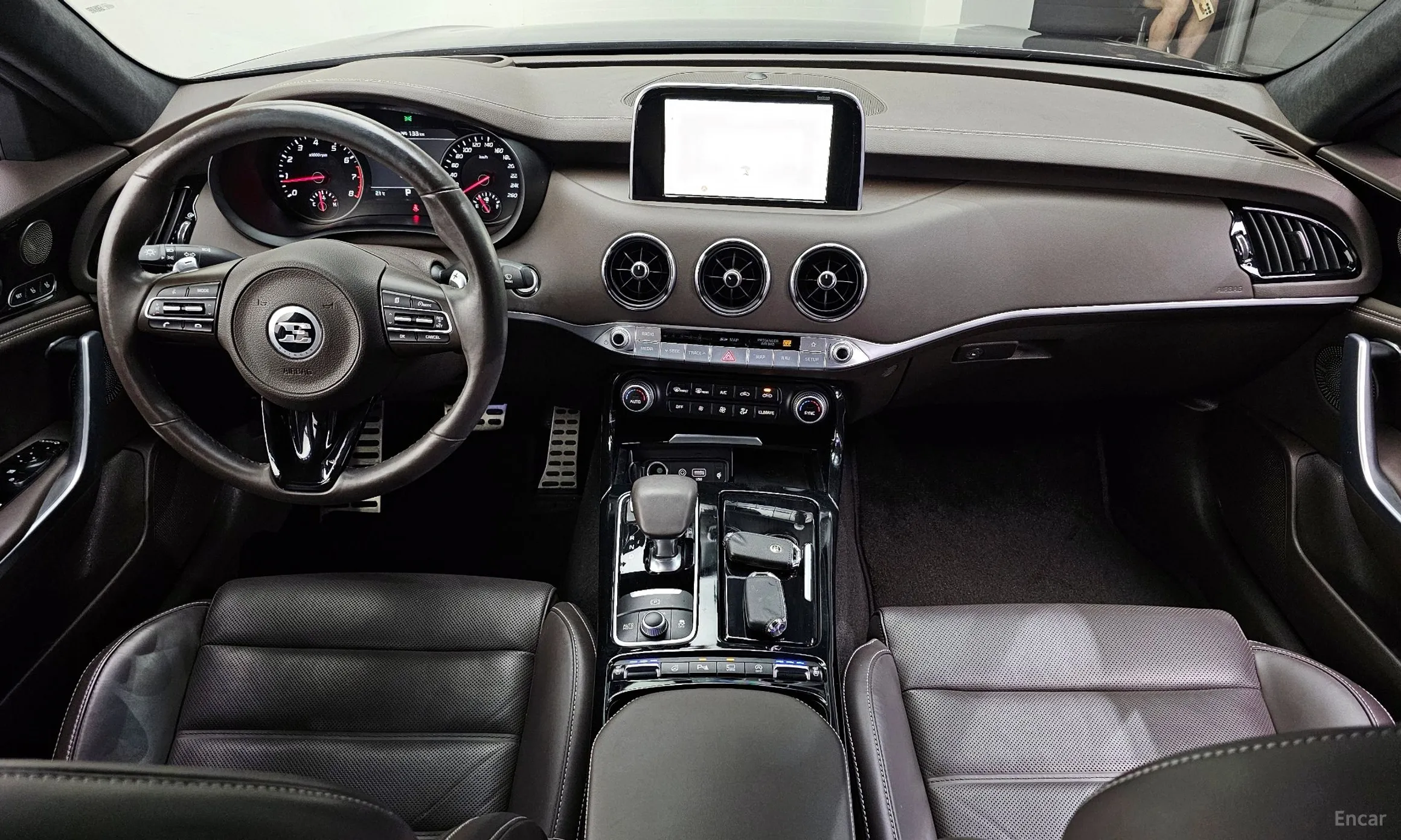 Kia Stinger превью 4
