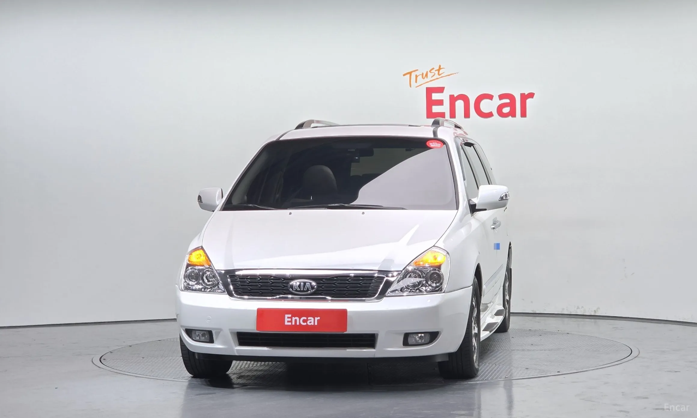 Kia Carnival R превью 2