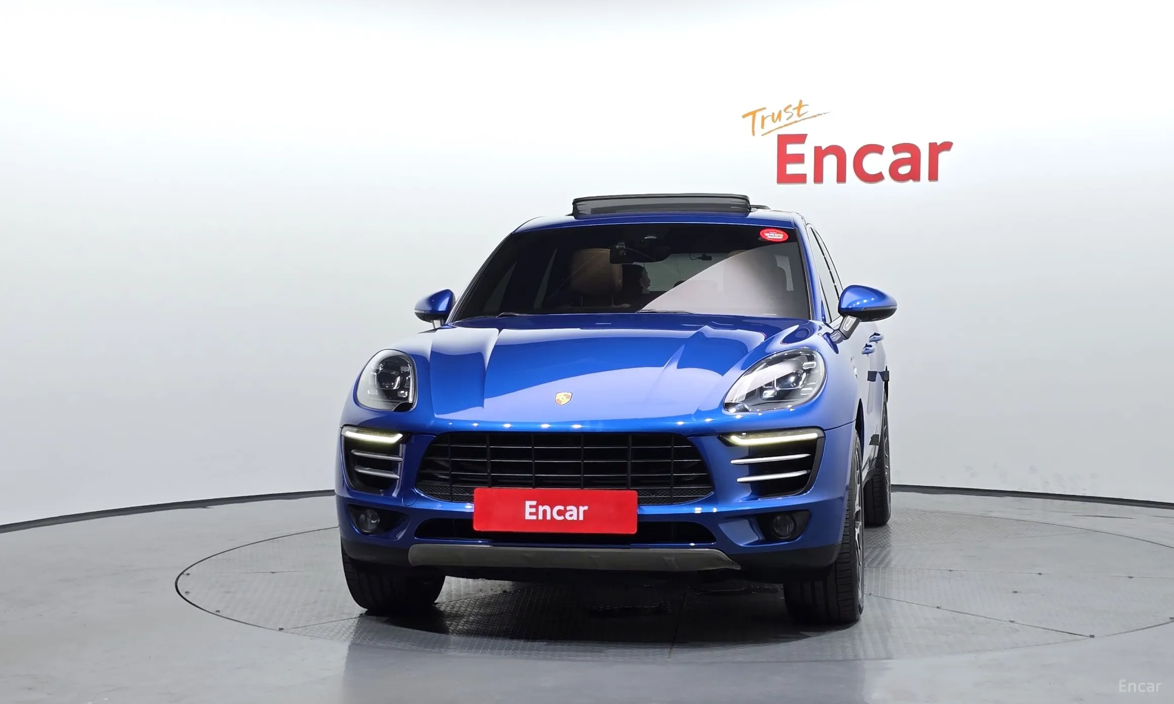 Porsche Macan превью 2