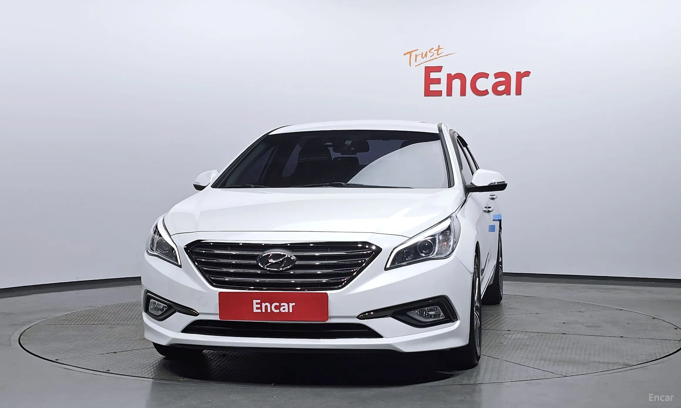 Hyundai LF Sonata превью 2