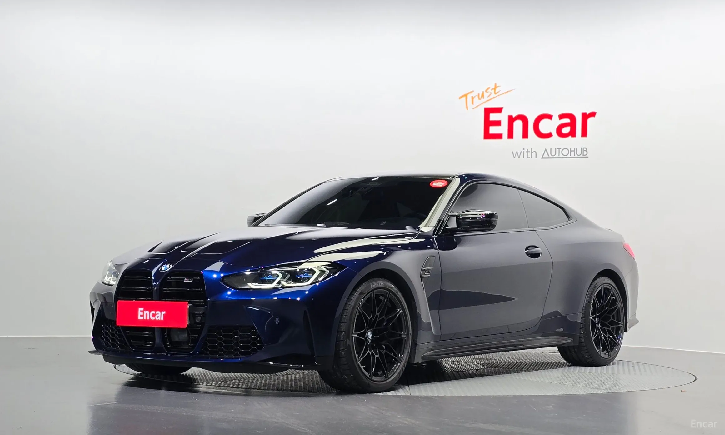 BMW M4 (G82)