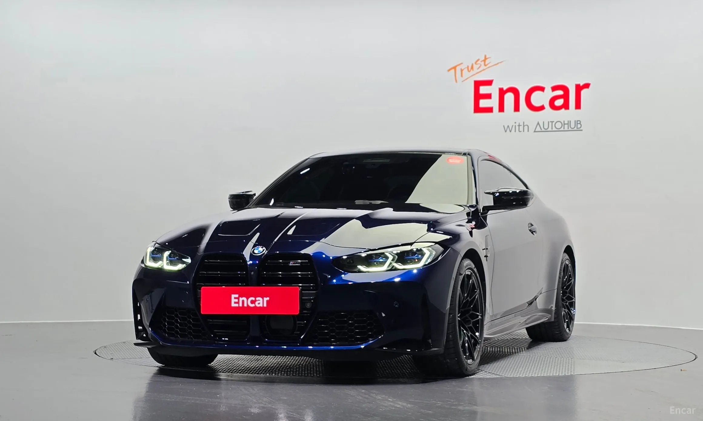 BMW M4 (G82)