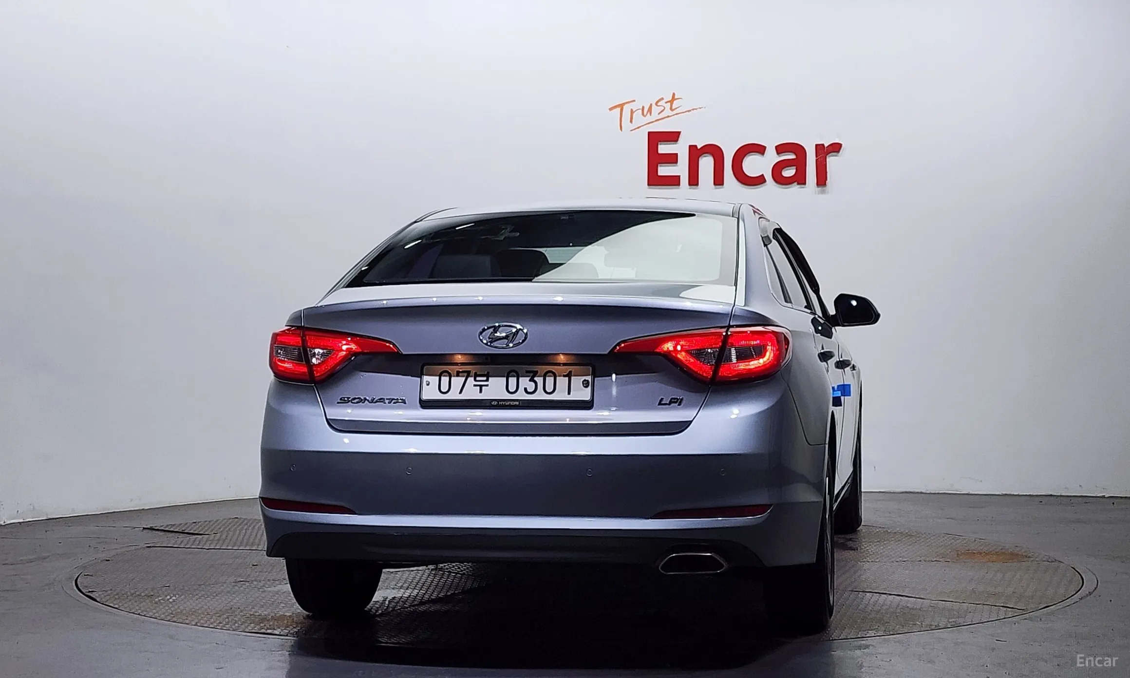 Hyundai LF Sonata превью 3