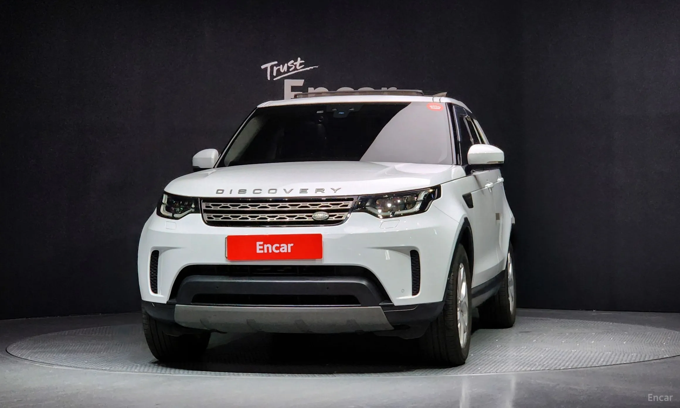 Land Rover Discovery 5 превью 2