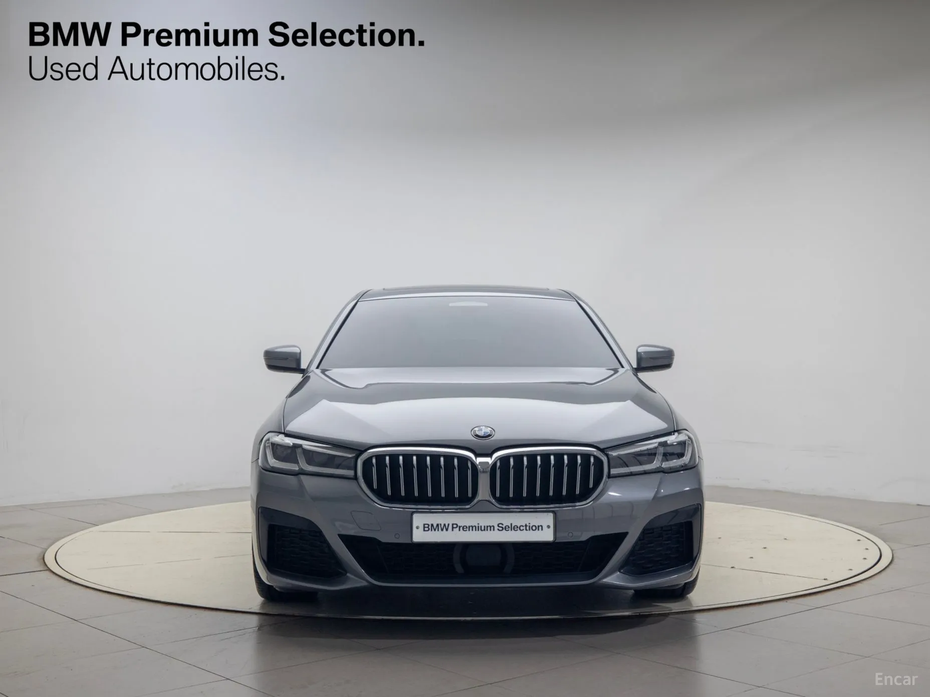 BMW 5 Series (G30) превью 2