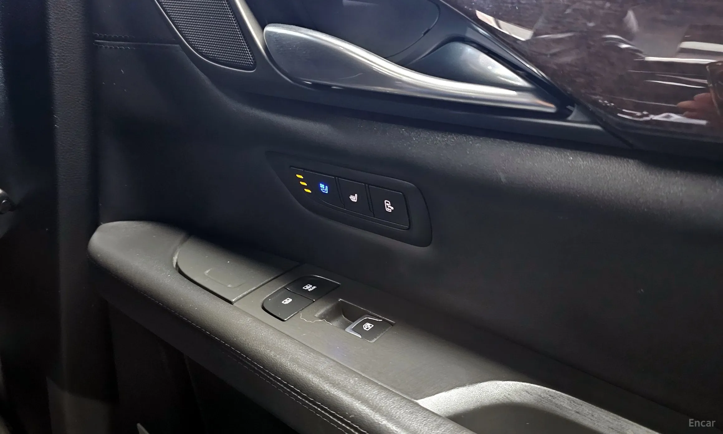 Cadillac CT6 превью 18