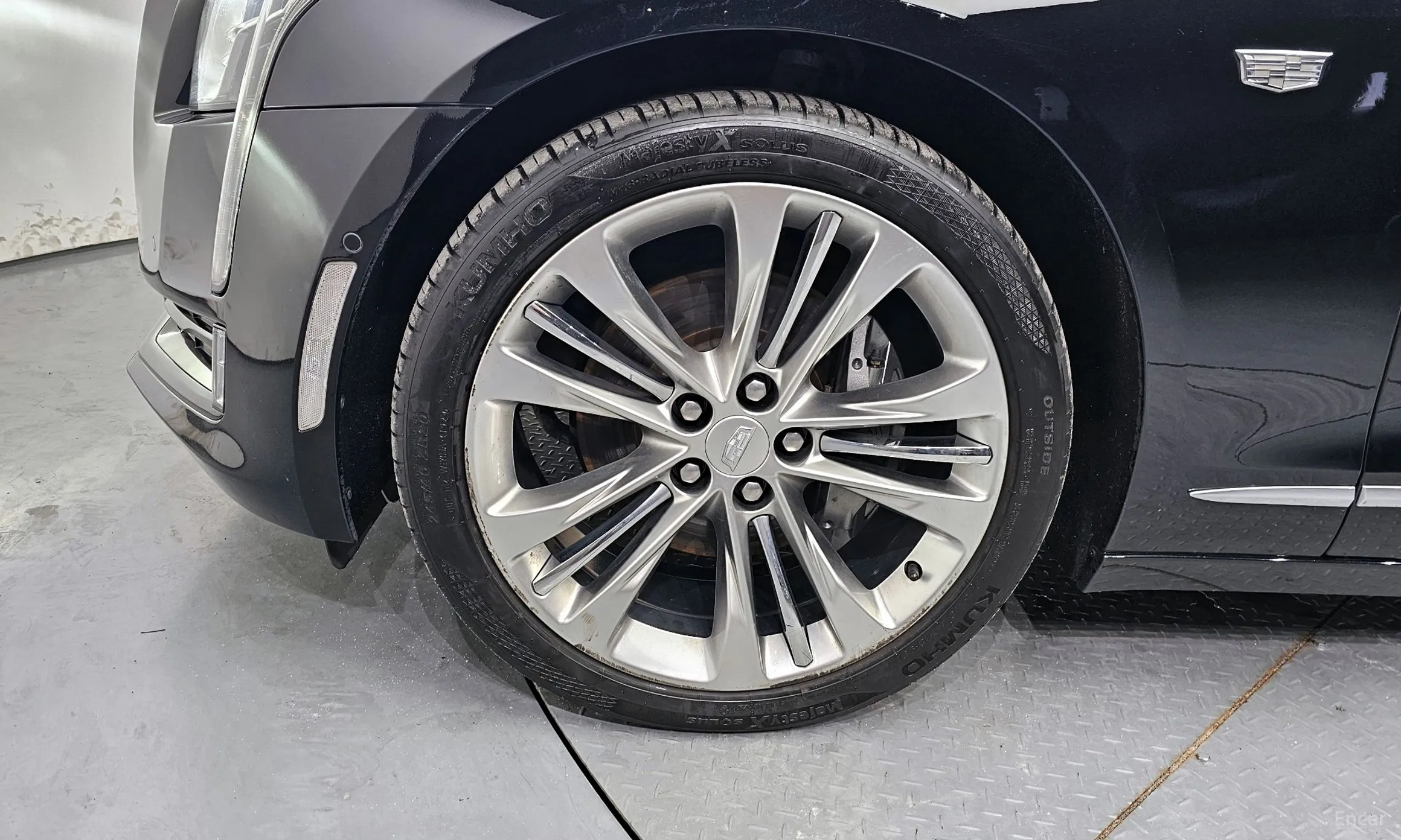 Cadillac CT6 превью 5
