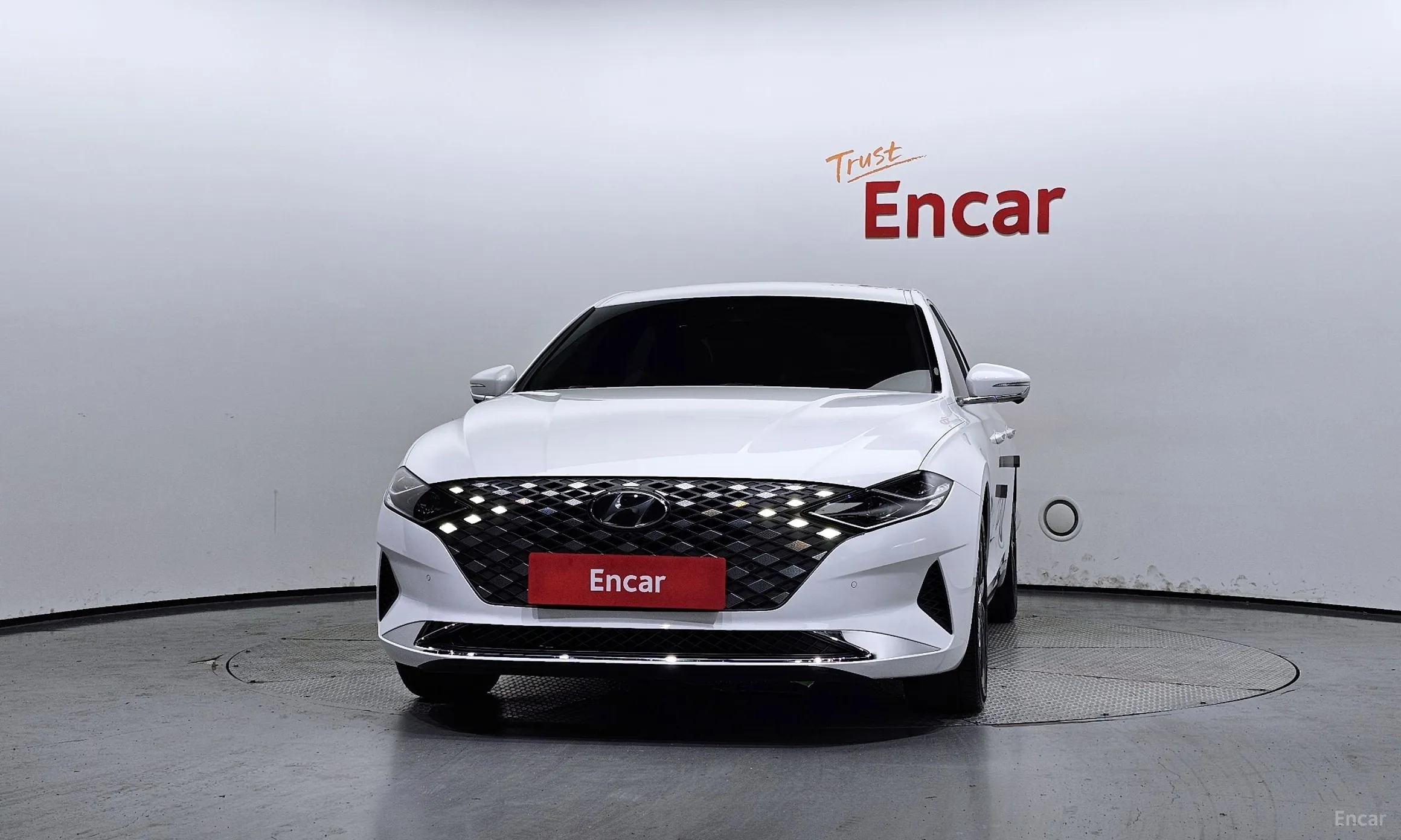 Hyundai Grandeur IG превью 2