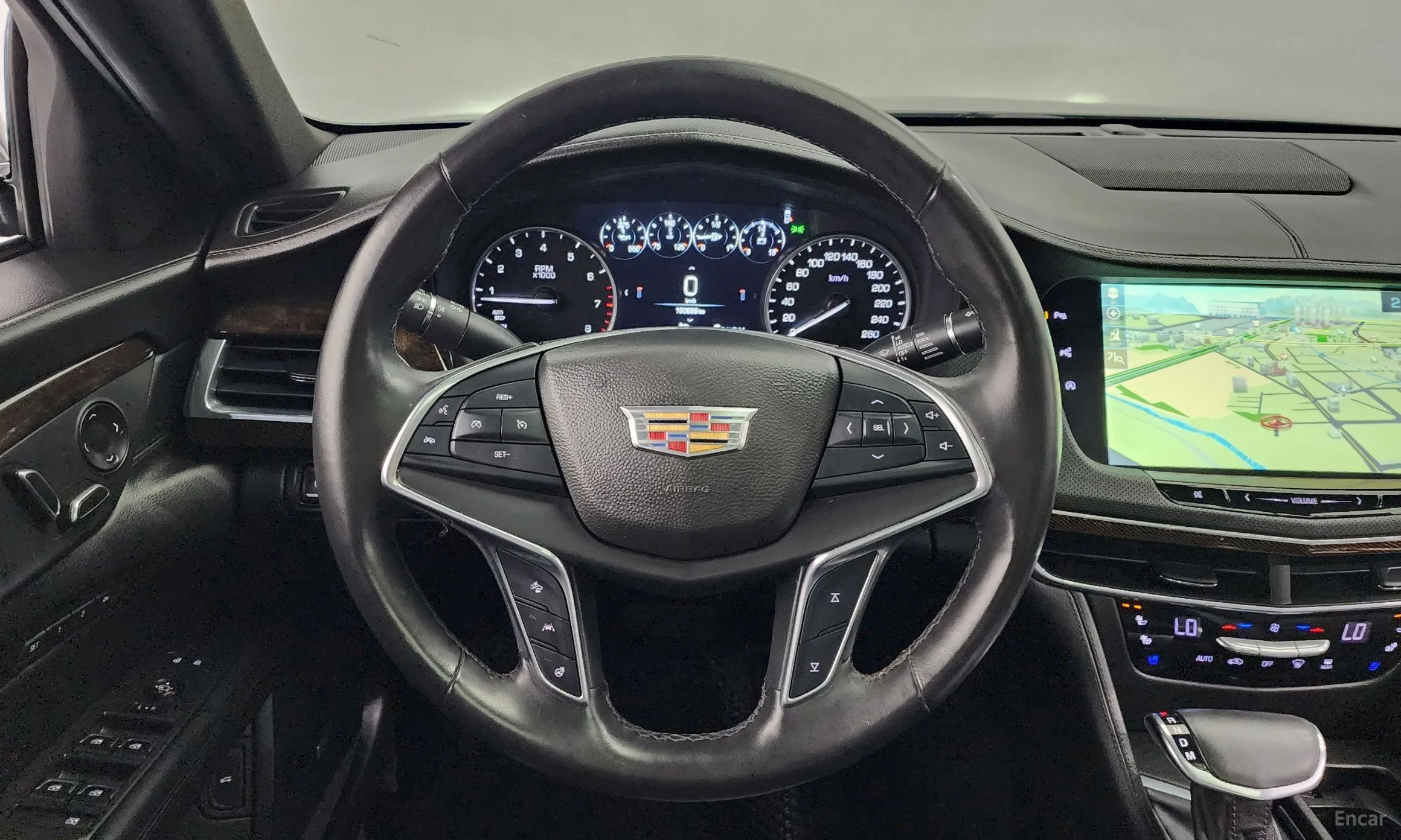 Cadillac CT6 превью 13