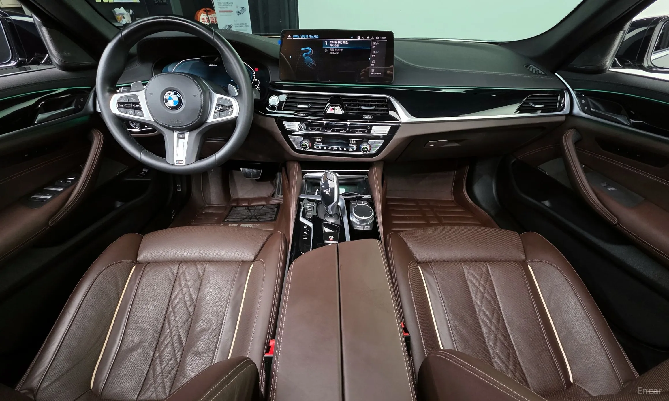 BMW 5 Series (G30) превью 4
