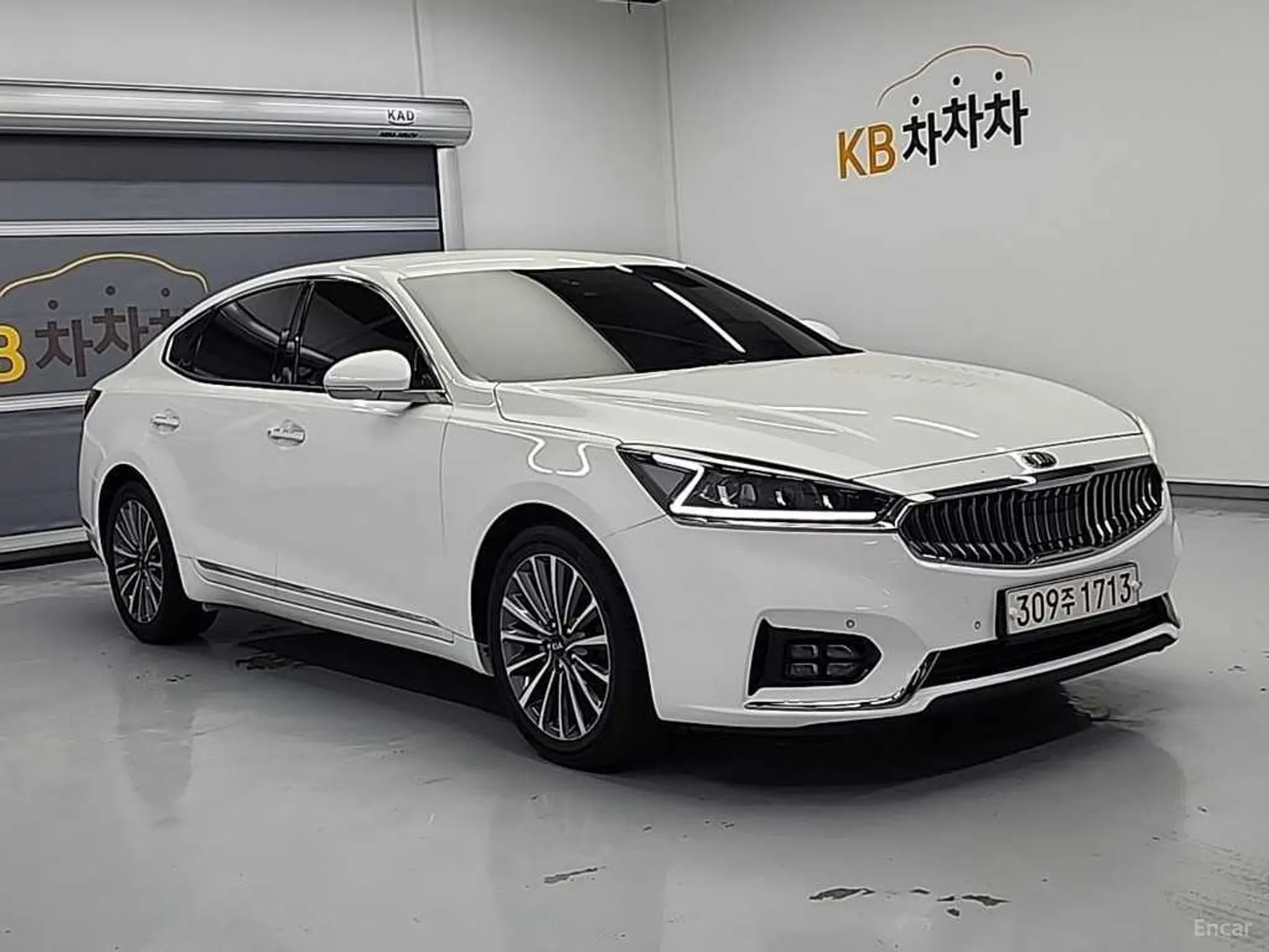 Kia K7 превью 3