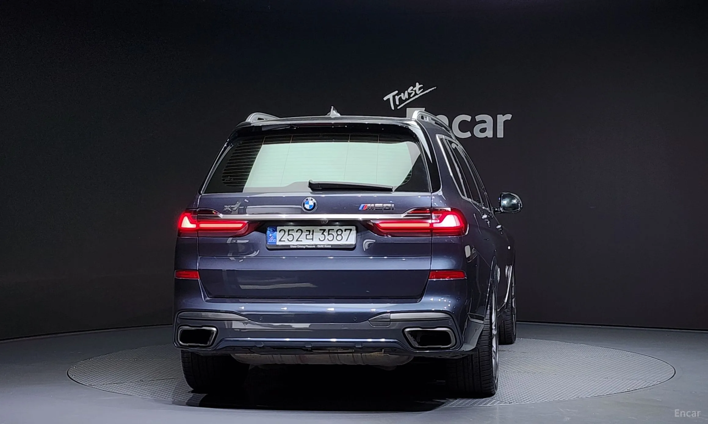 BMW X7 (G07) превью 3