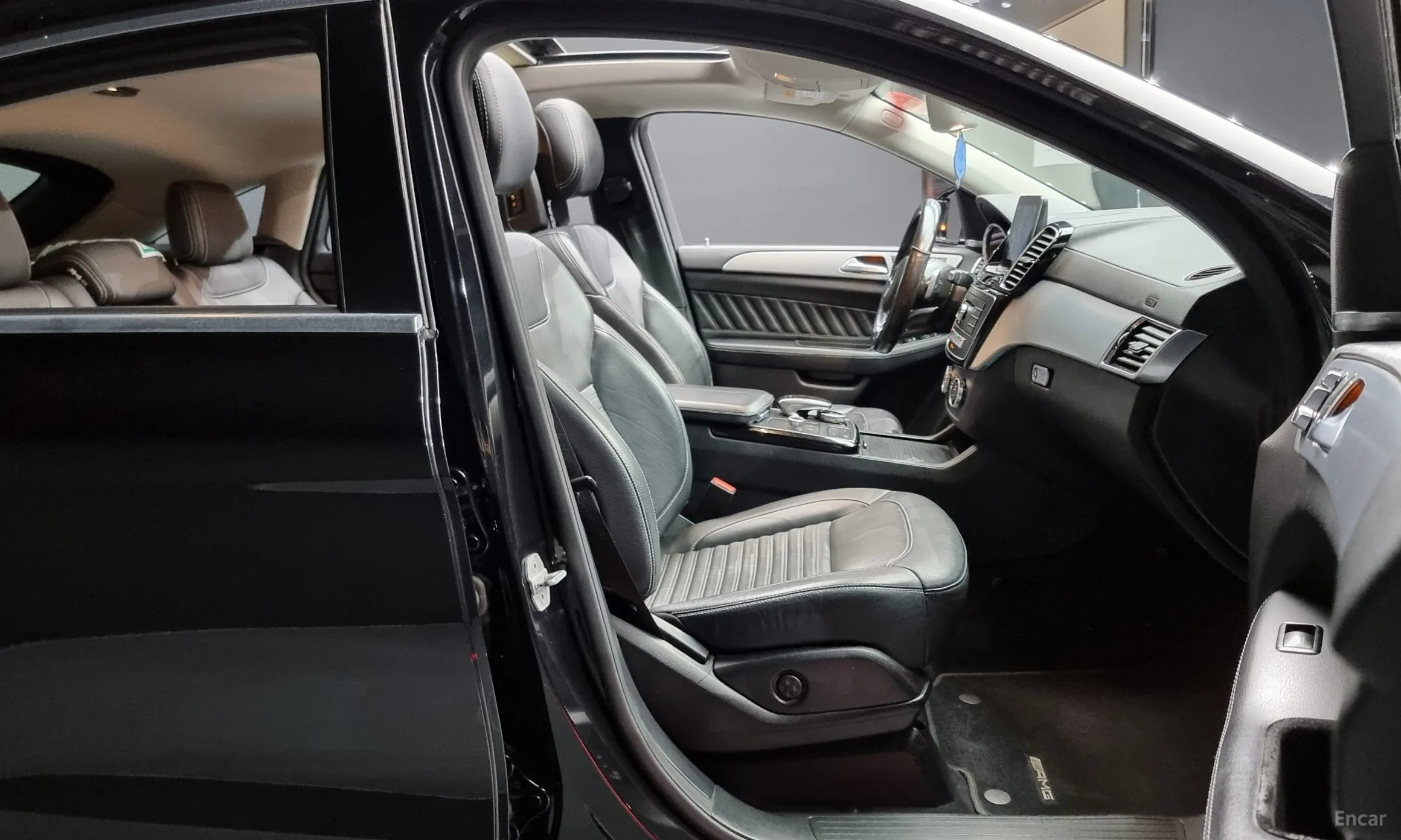 Mercedes Benz GLE-Class W166 превью 10
