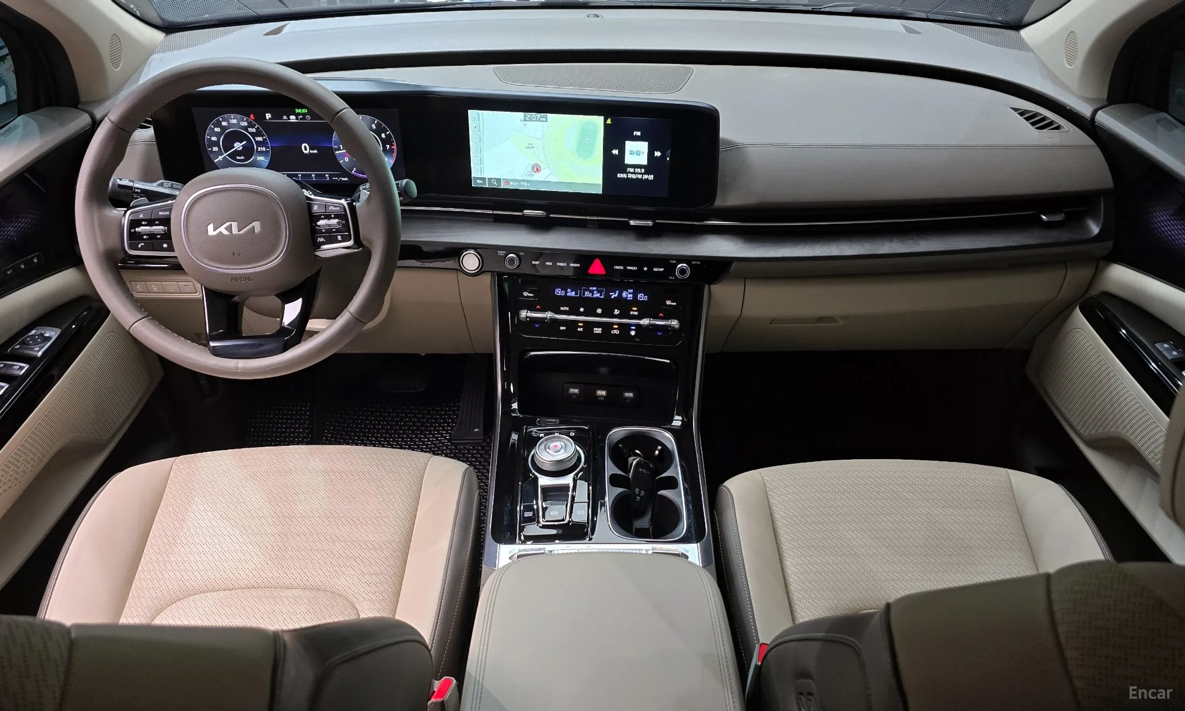 Kia Carnival Gen 4 превью 4