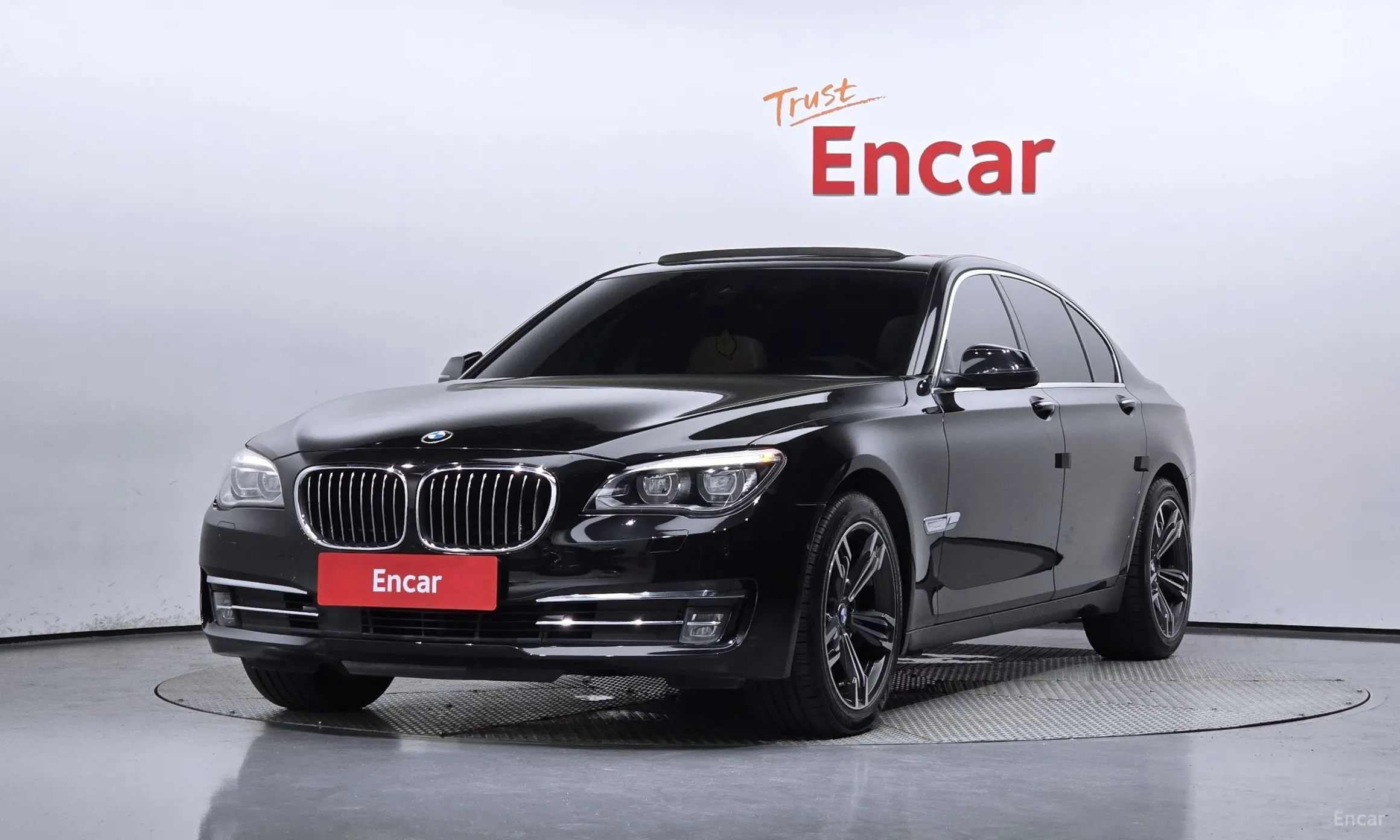BMW 7 Series (F01)