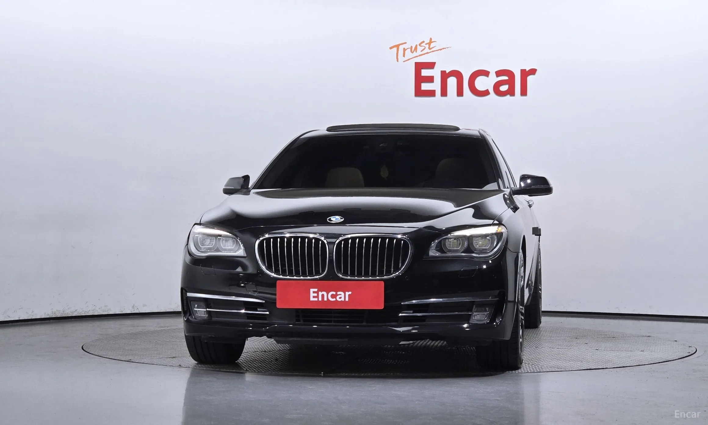 BMW 7 Series (F01)