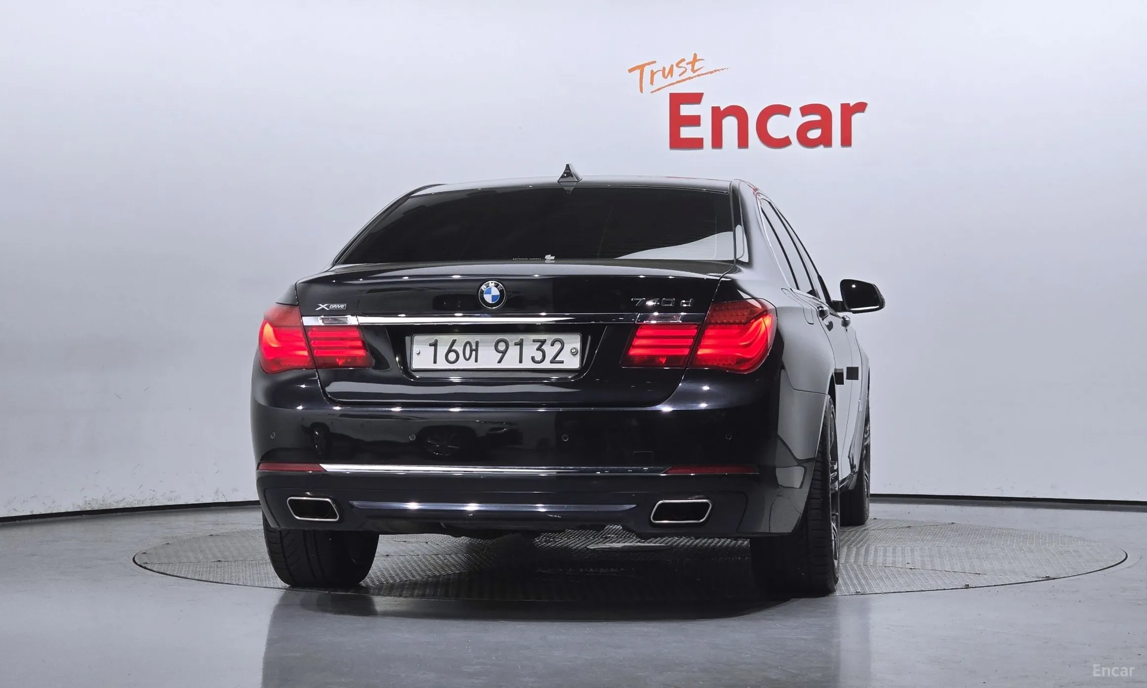 BMW 7 Series (F01) превью 3