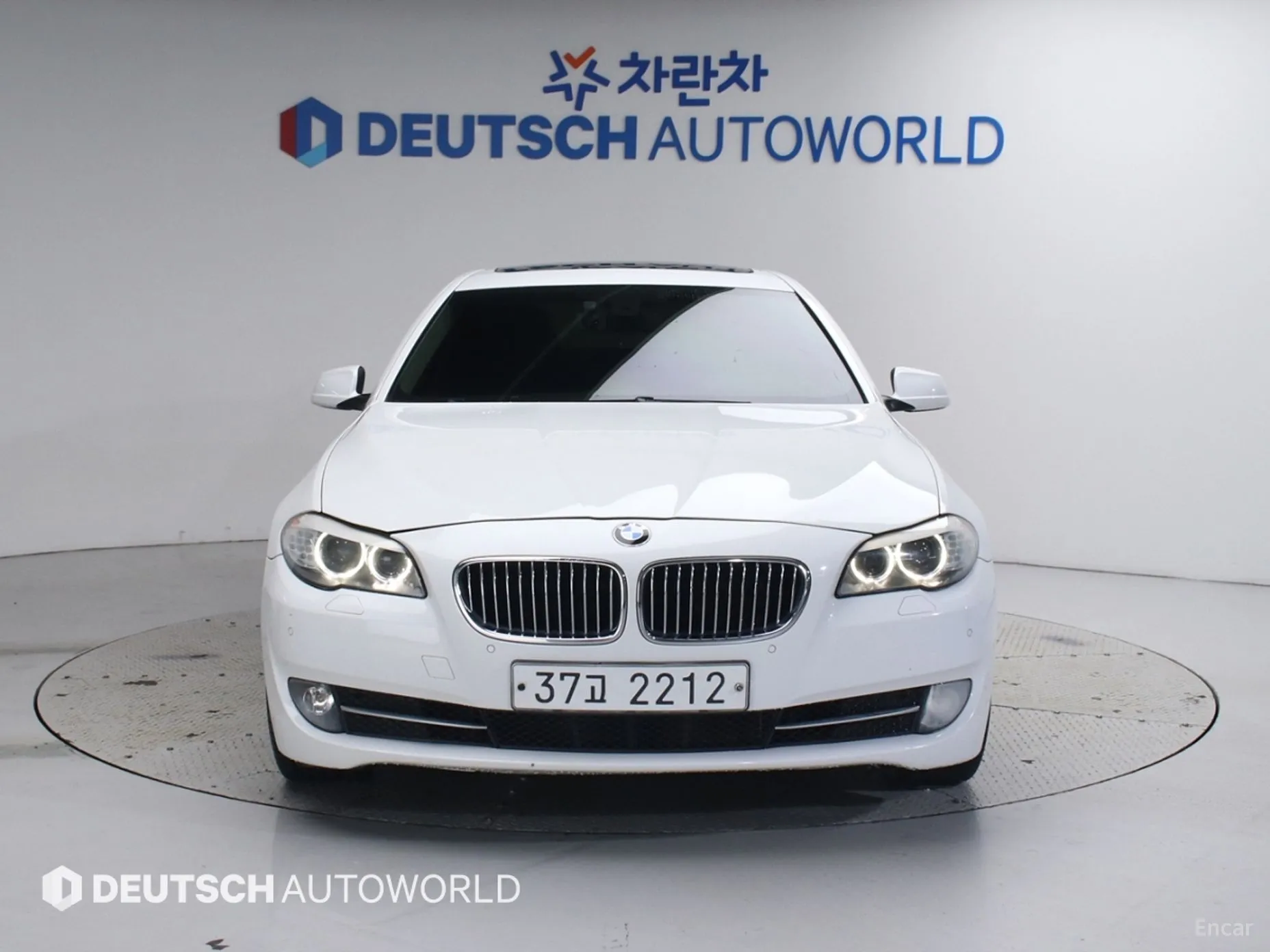 BMW 5 Series (F10) превью 2