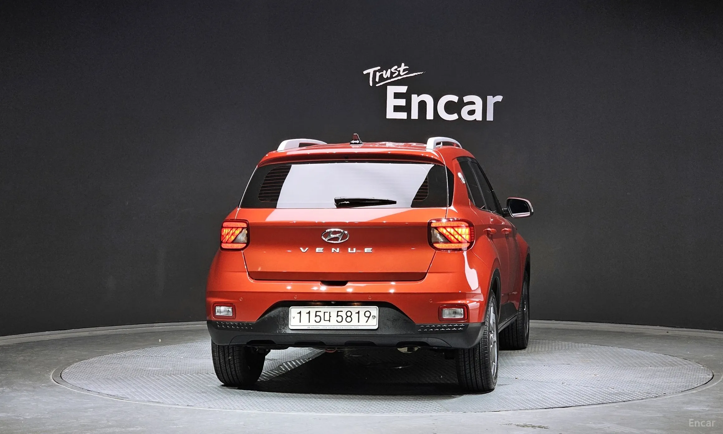 Hyundai Venue превью 3