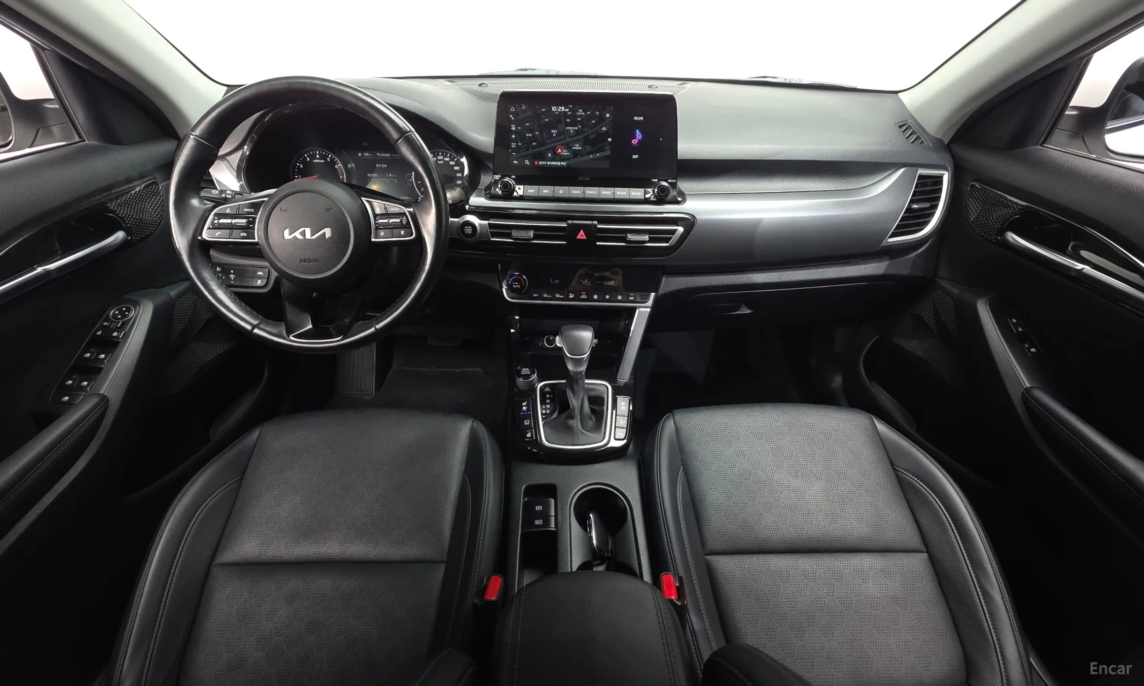Kia Seltos превью 4
