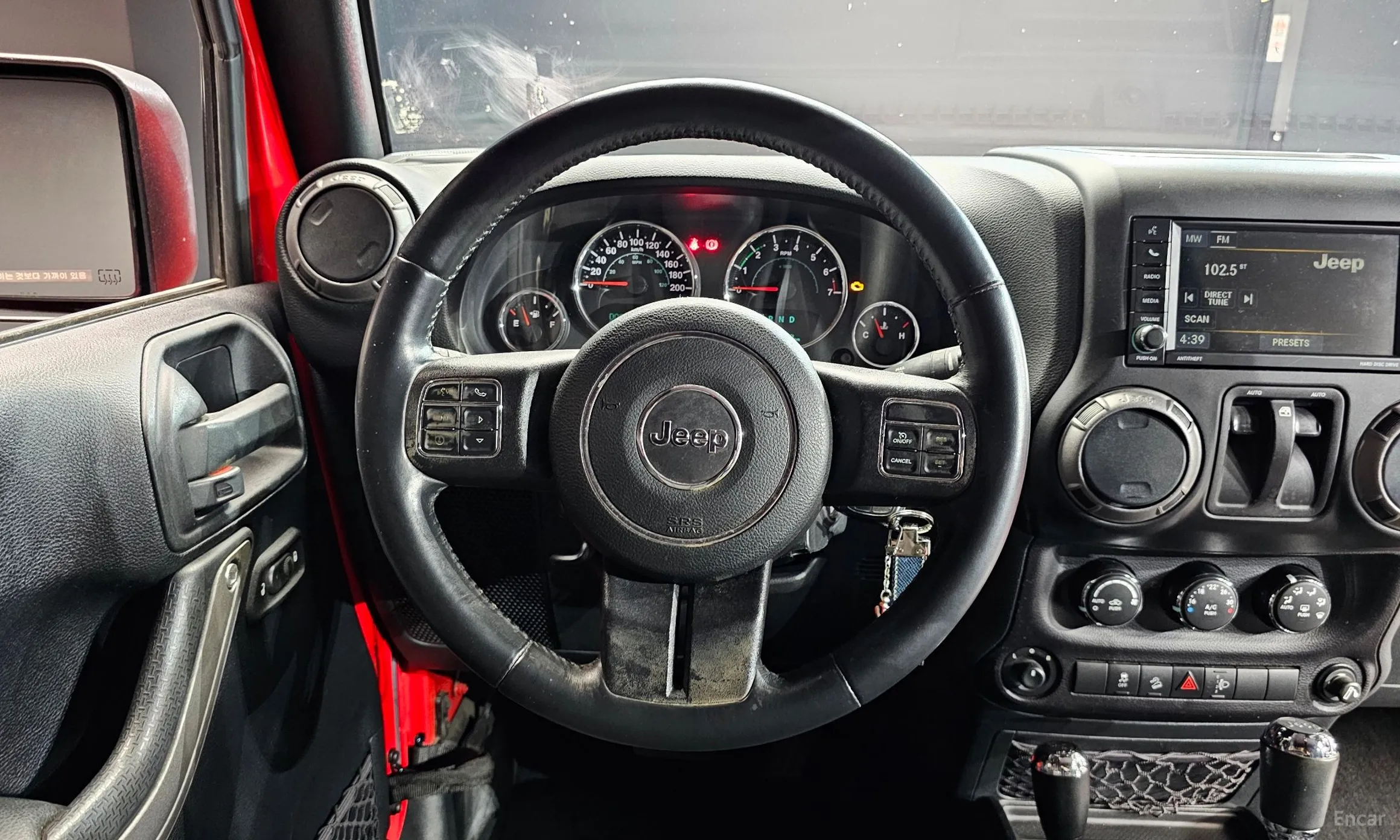 Jeep Wrangler (JK) превью 13