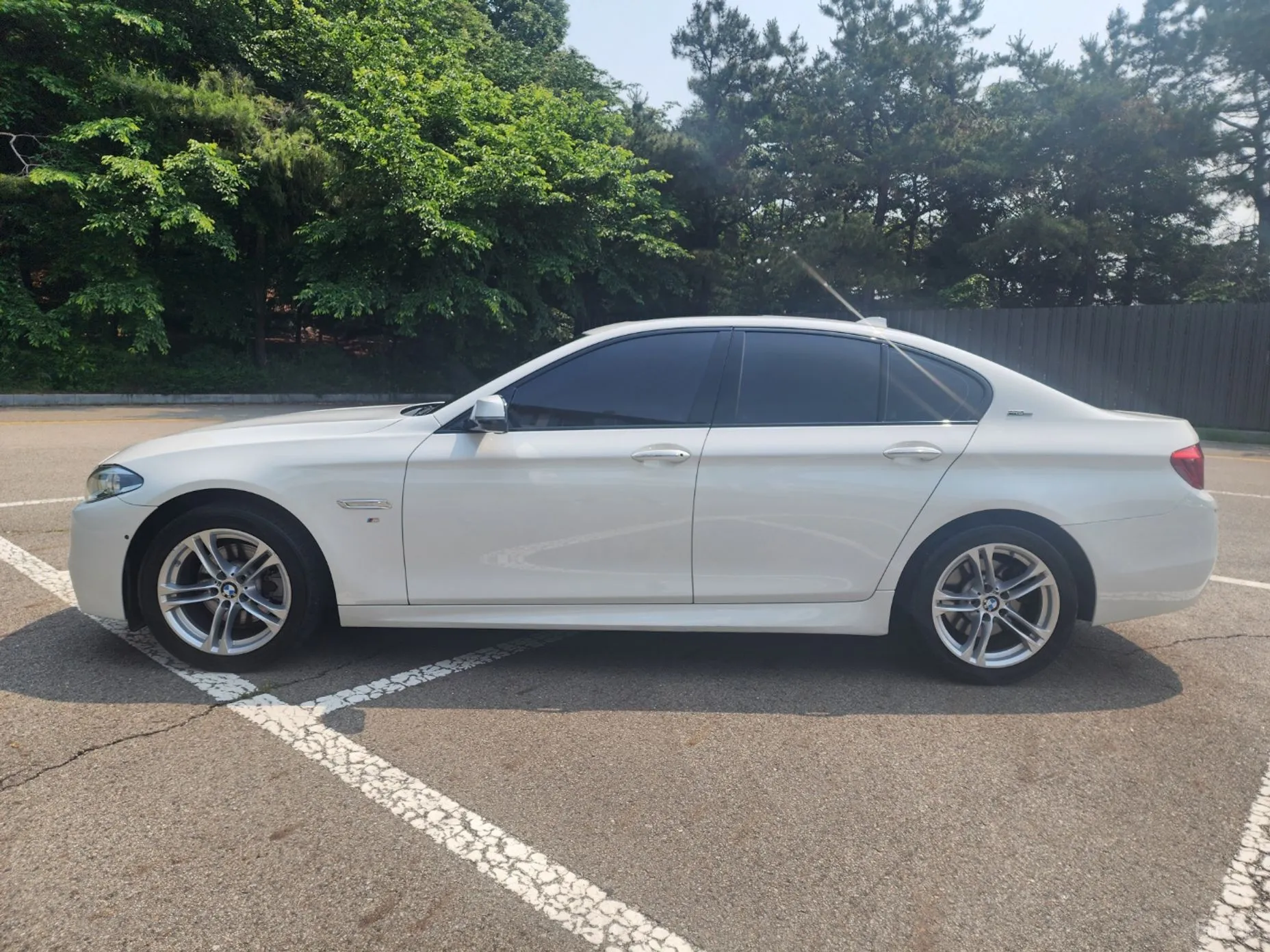 BMW 5 Series (F10) превью 3