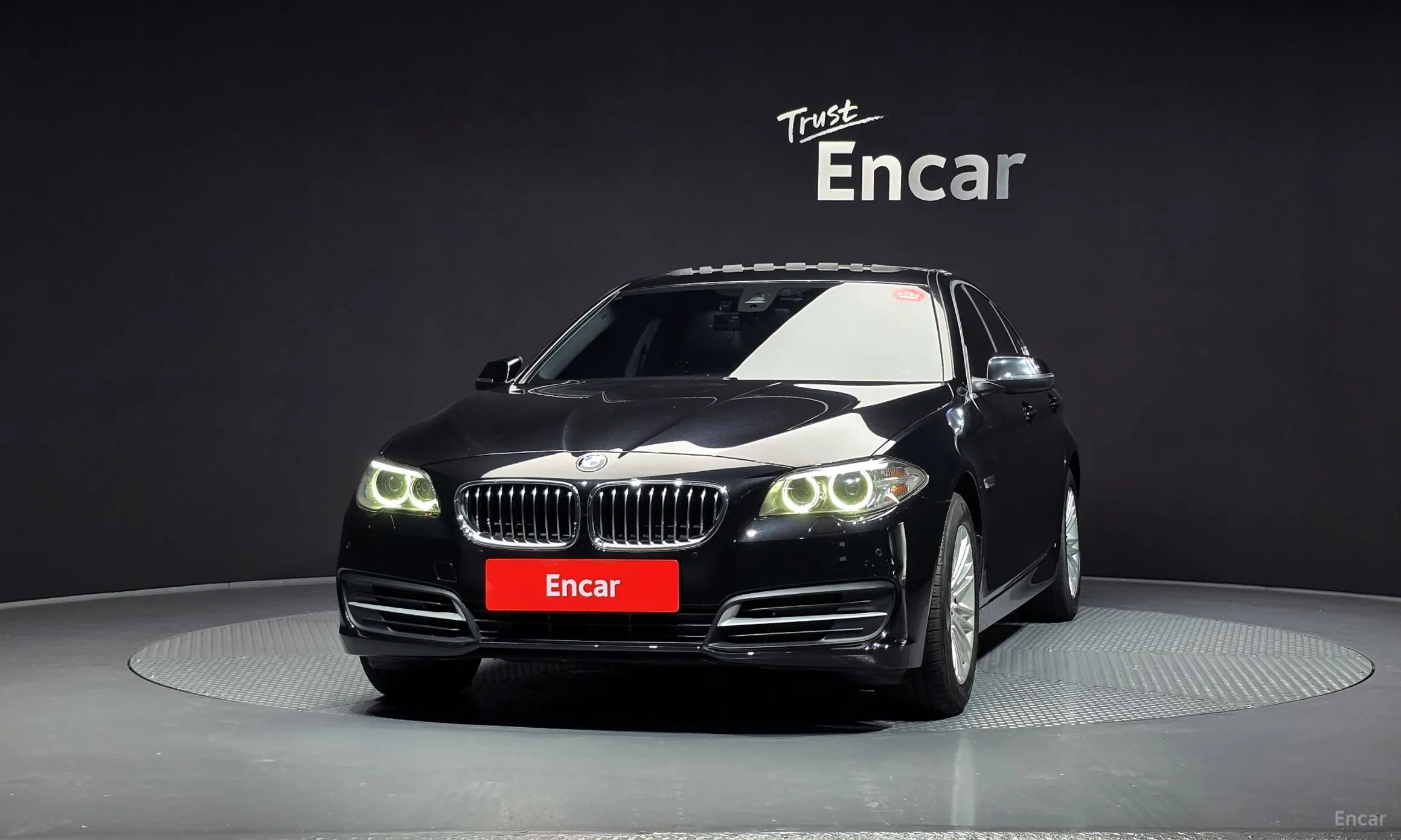 BMW 5 Series (F10) превью 2