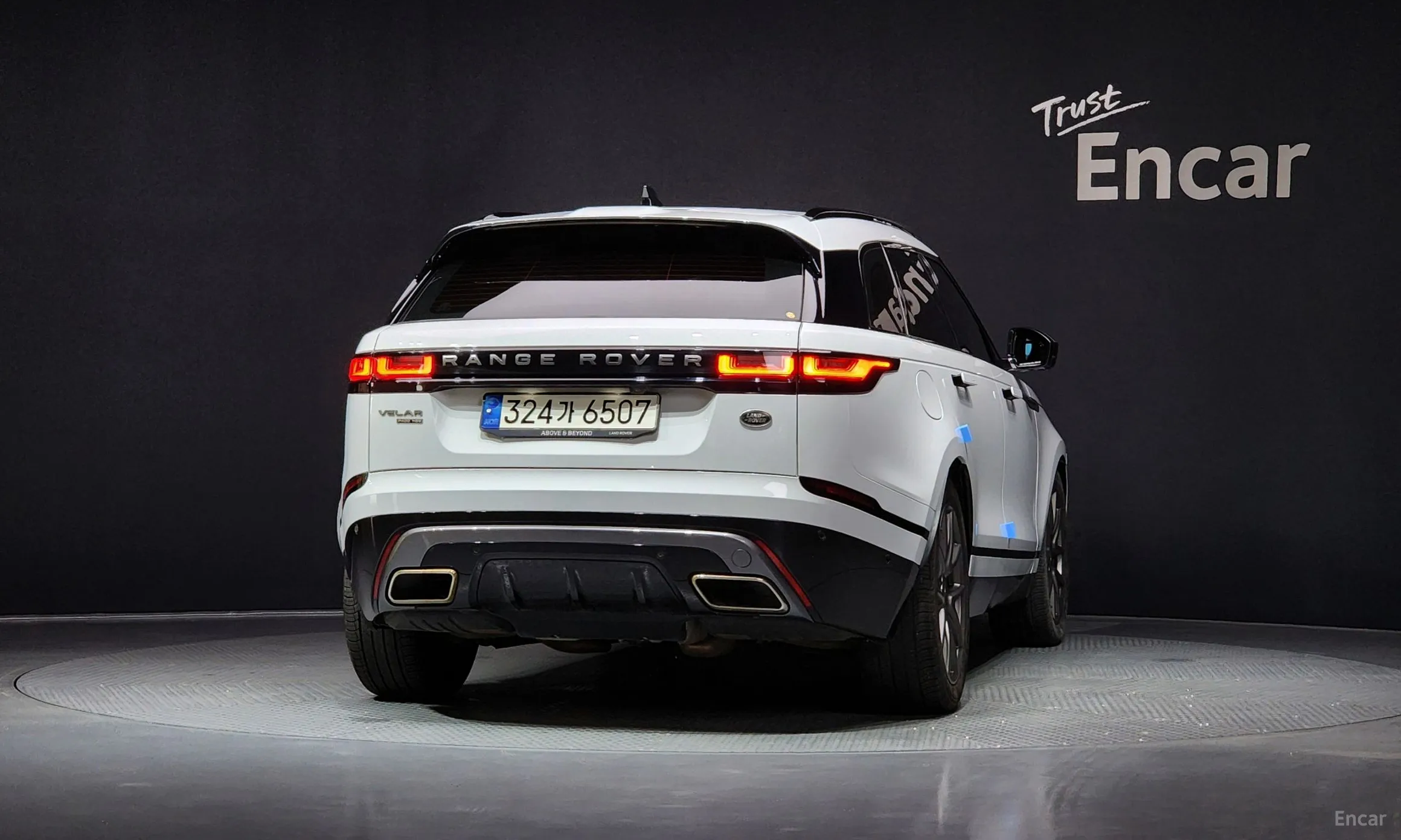 Land Rover Range Rover Bella превью 3