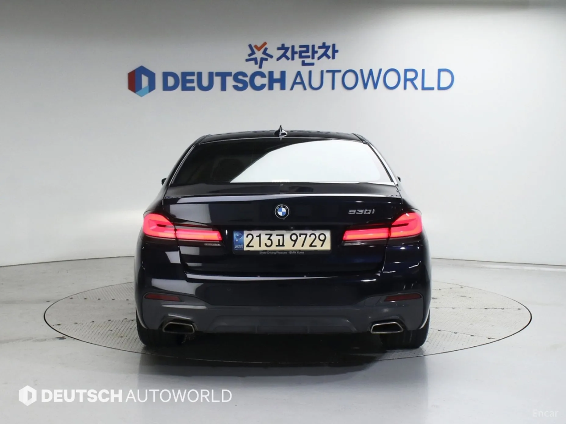 BMW 5 Series (G30) превью 3